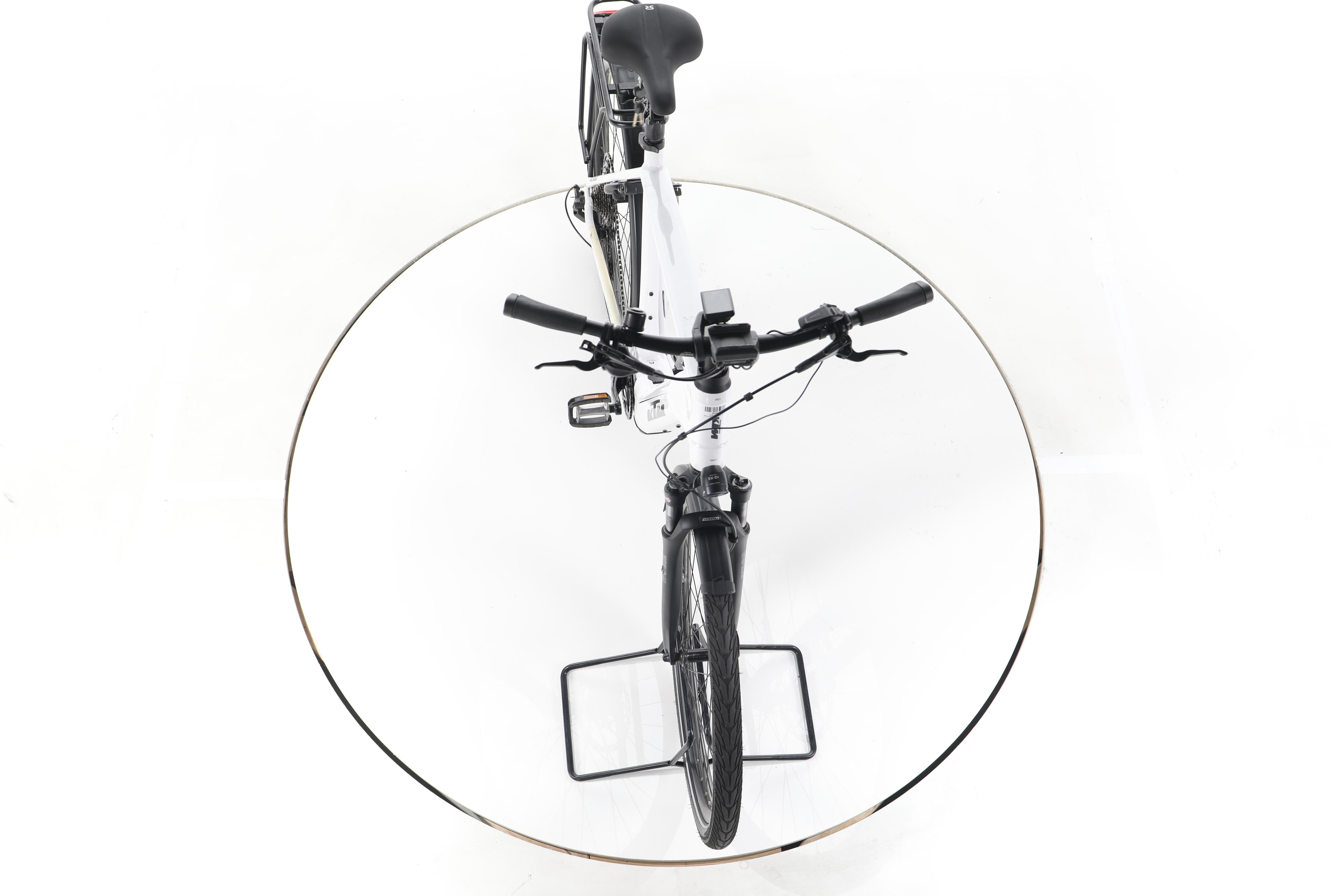 KTM Macina Style 720 Trekking E-Bike - Image 16