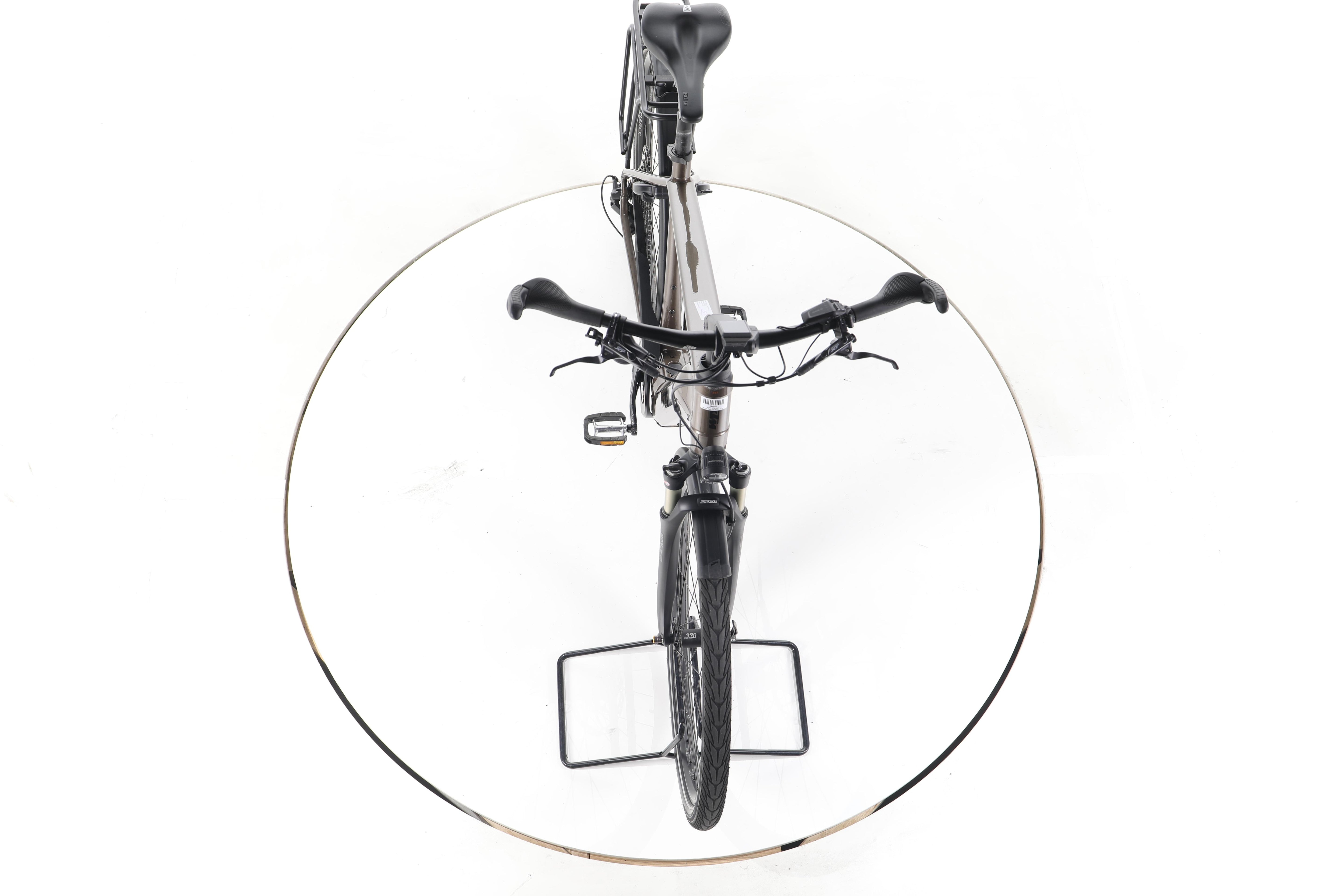 KTM Macina Style 710 Trekking E-Bike - Image 16