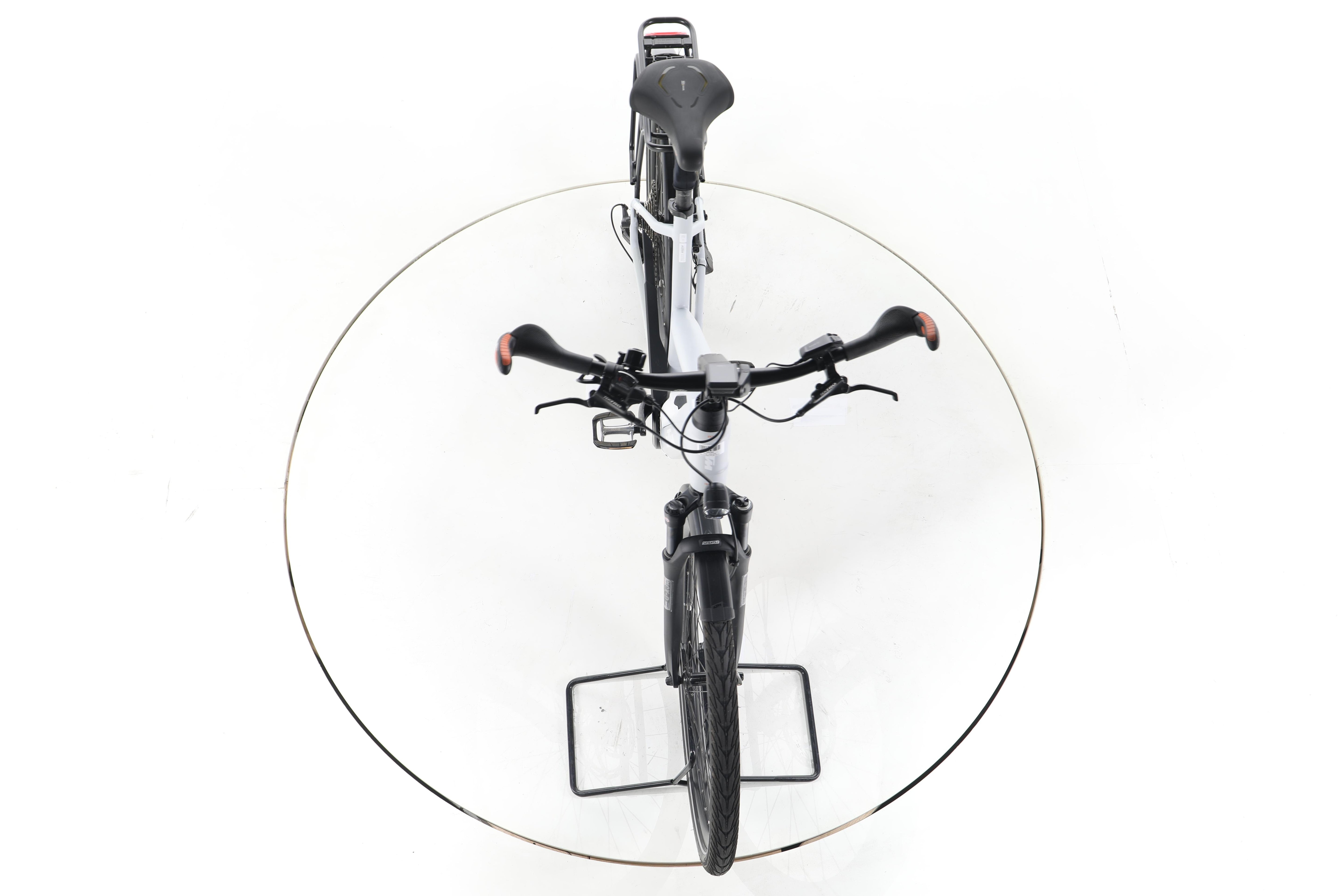 KTM Macina Style Pro Trekking E-Bike - Image 16