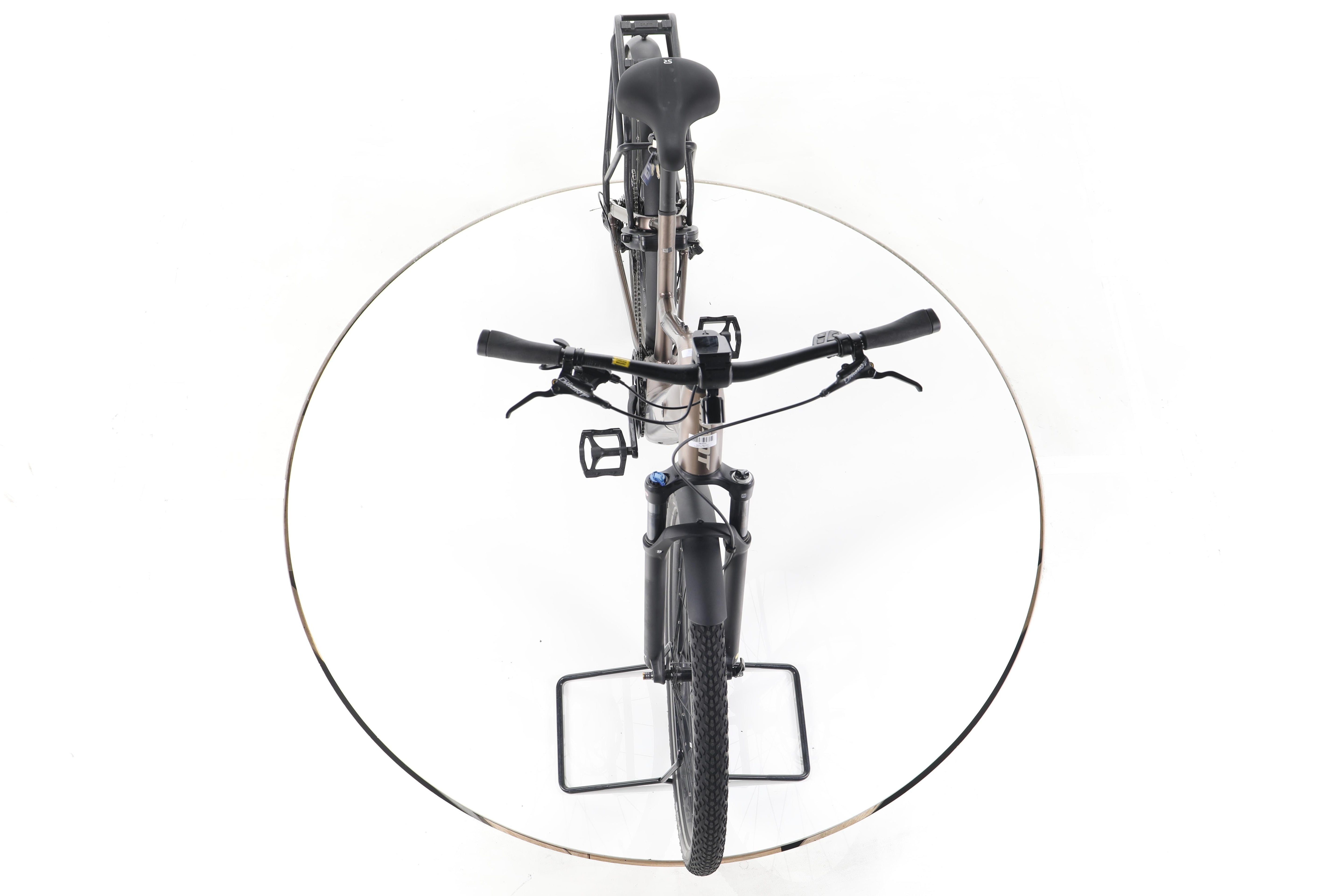 Giant Explore E+ Pro 1 Trekking E-Bike - Image 16