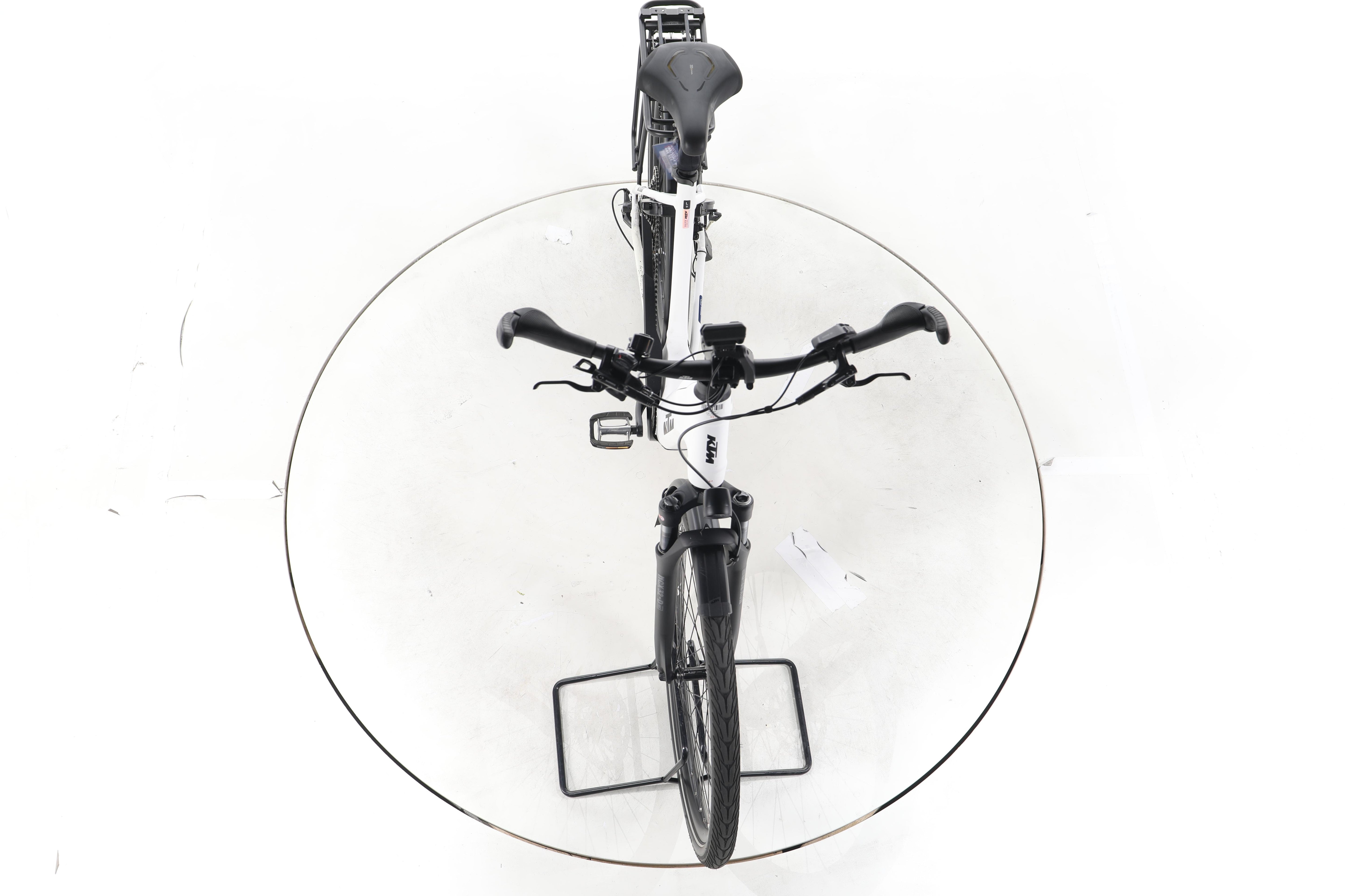 KTM Cento 10 Trekking E-Bike Tiefeinsteiger - Image 16