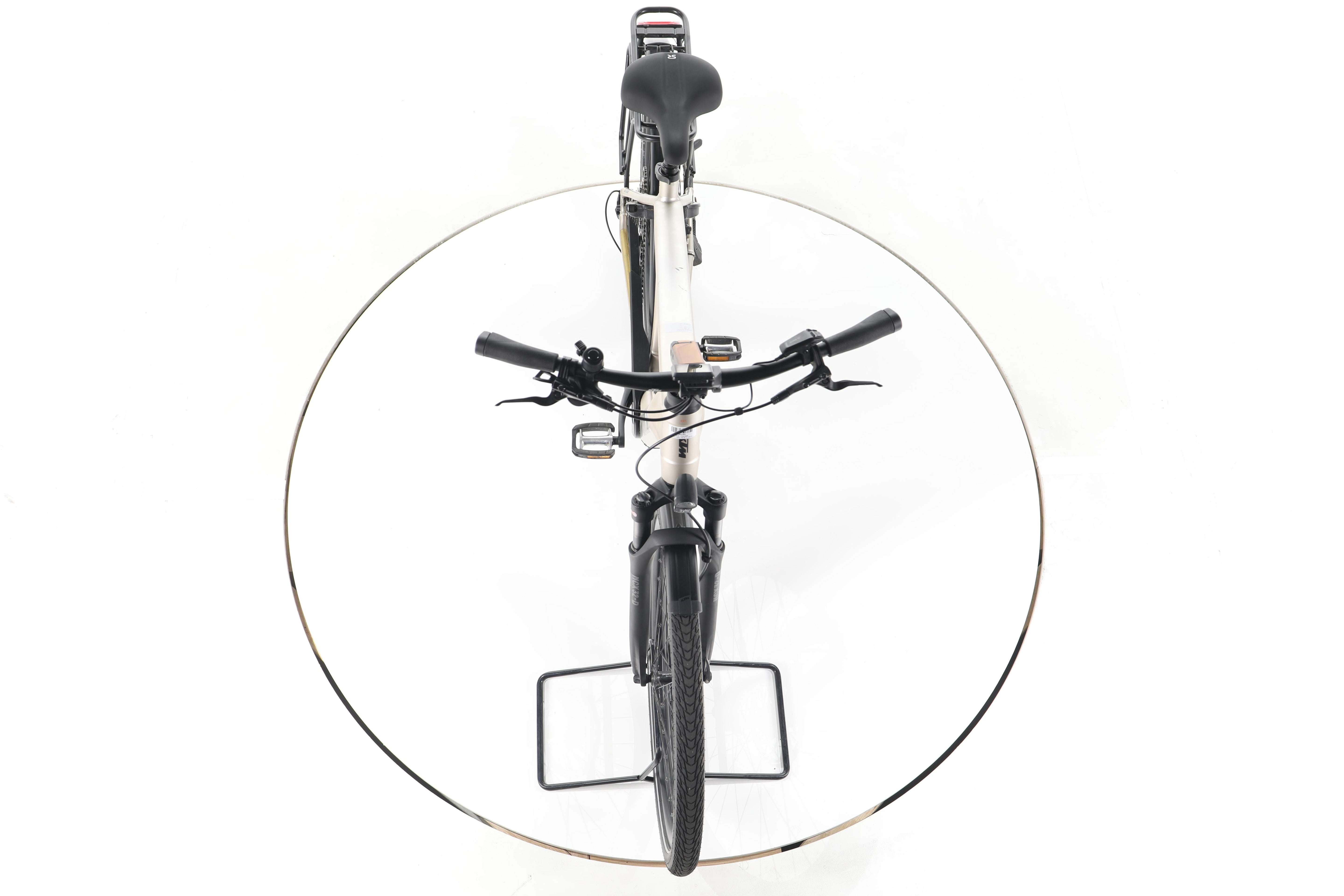 KTM Macina Style 740 Trekking E-Bike - Image 16