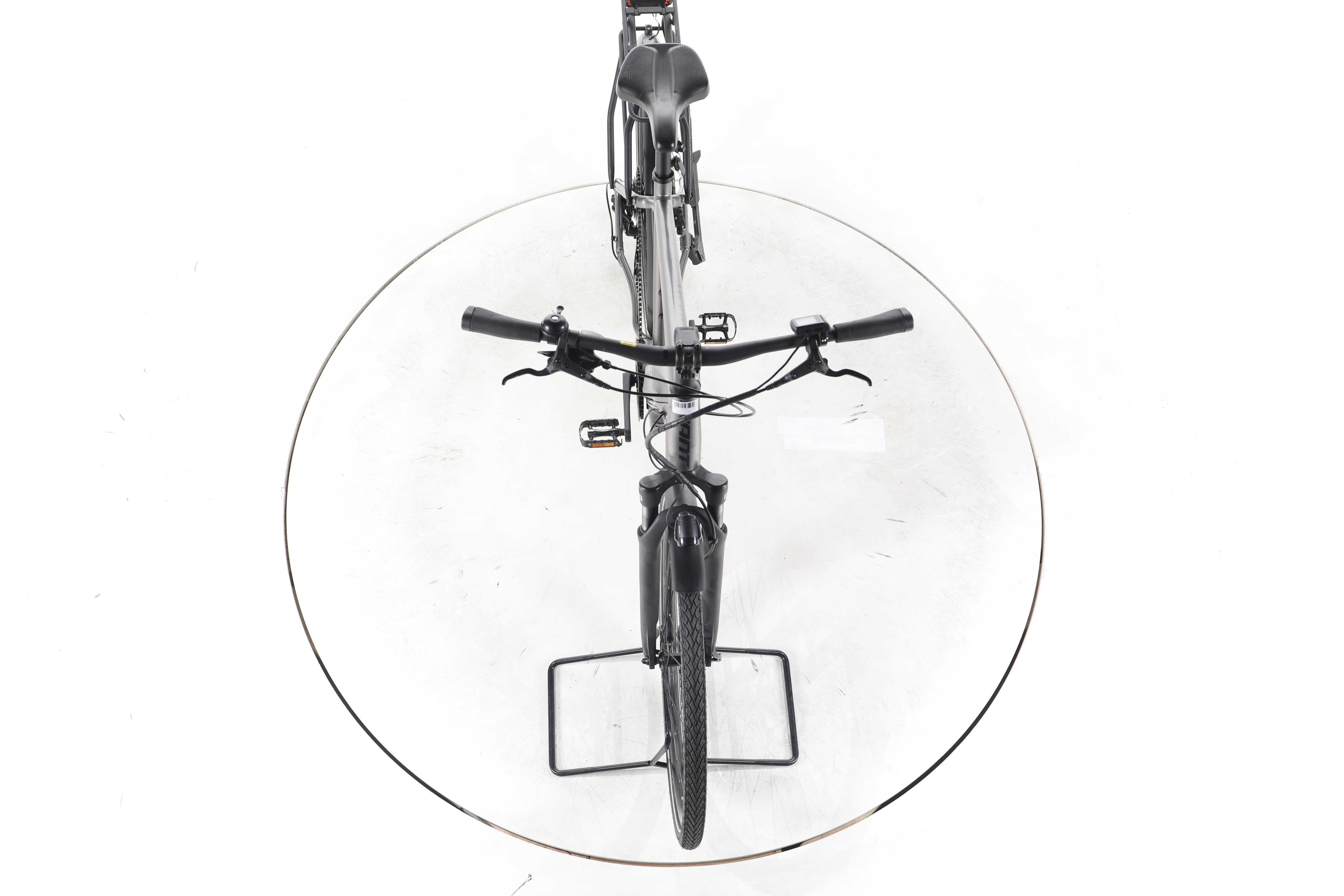 Giant Explore E+ 3 Trekking E-Bike - Image 16