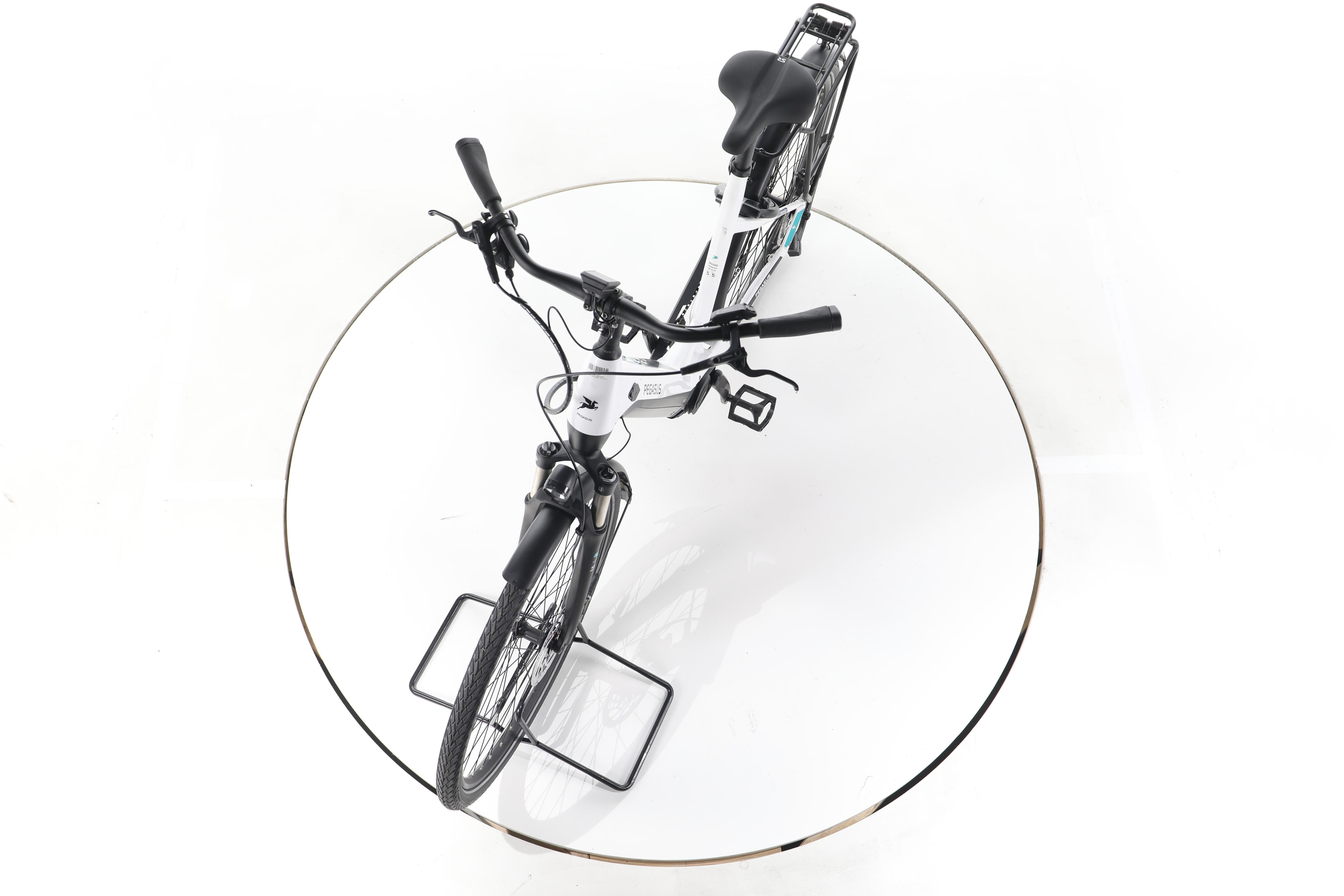 Pegasus Premio EVO 10 Lite Trekking E-Bike Tiefeinsteiger - Image 17