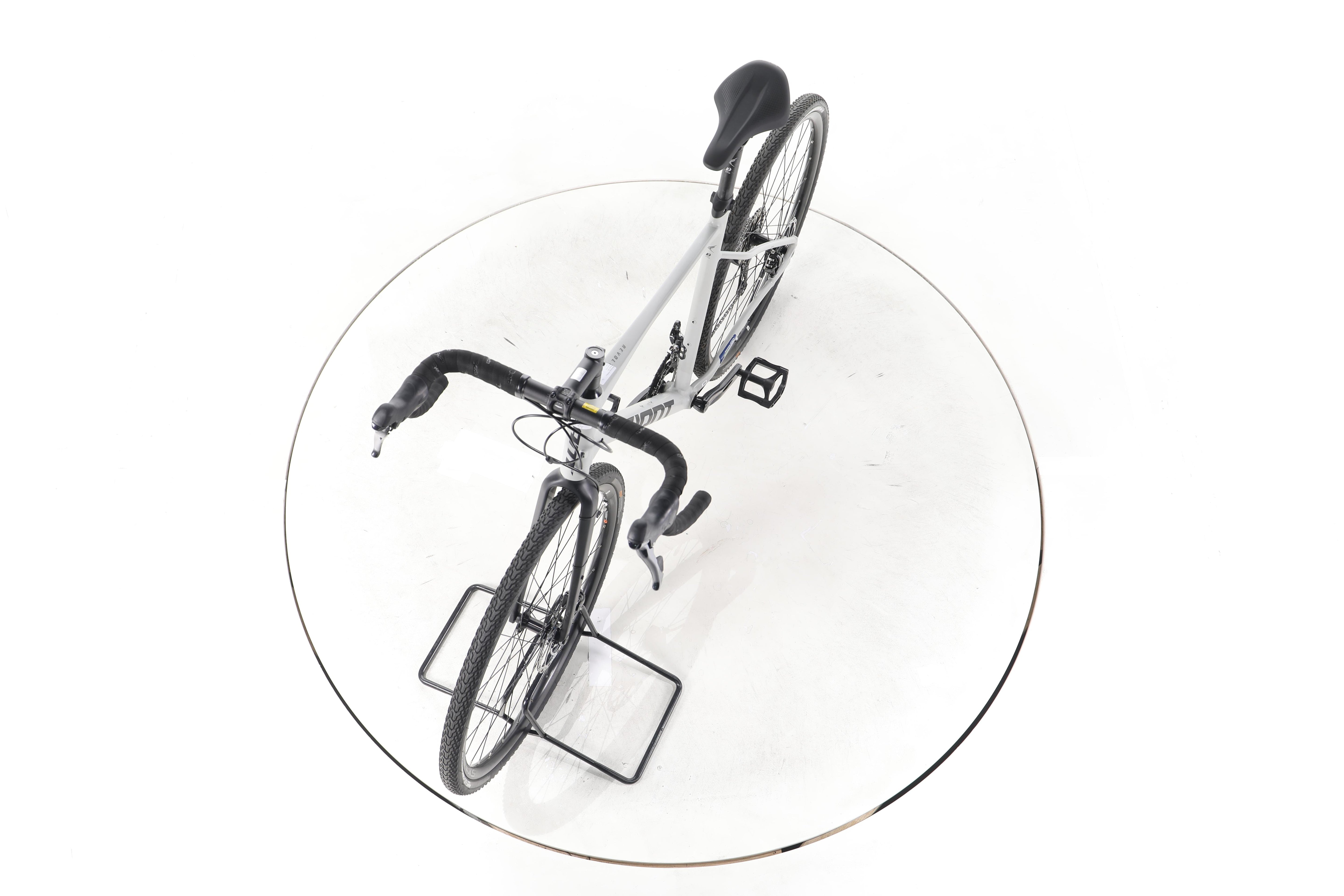 Giant Revolt 2 Gravelbike - Image 17
