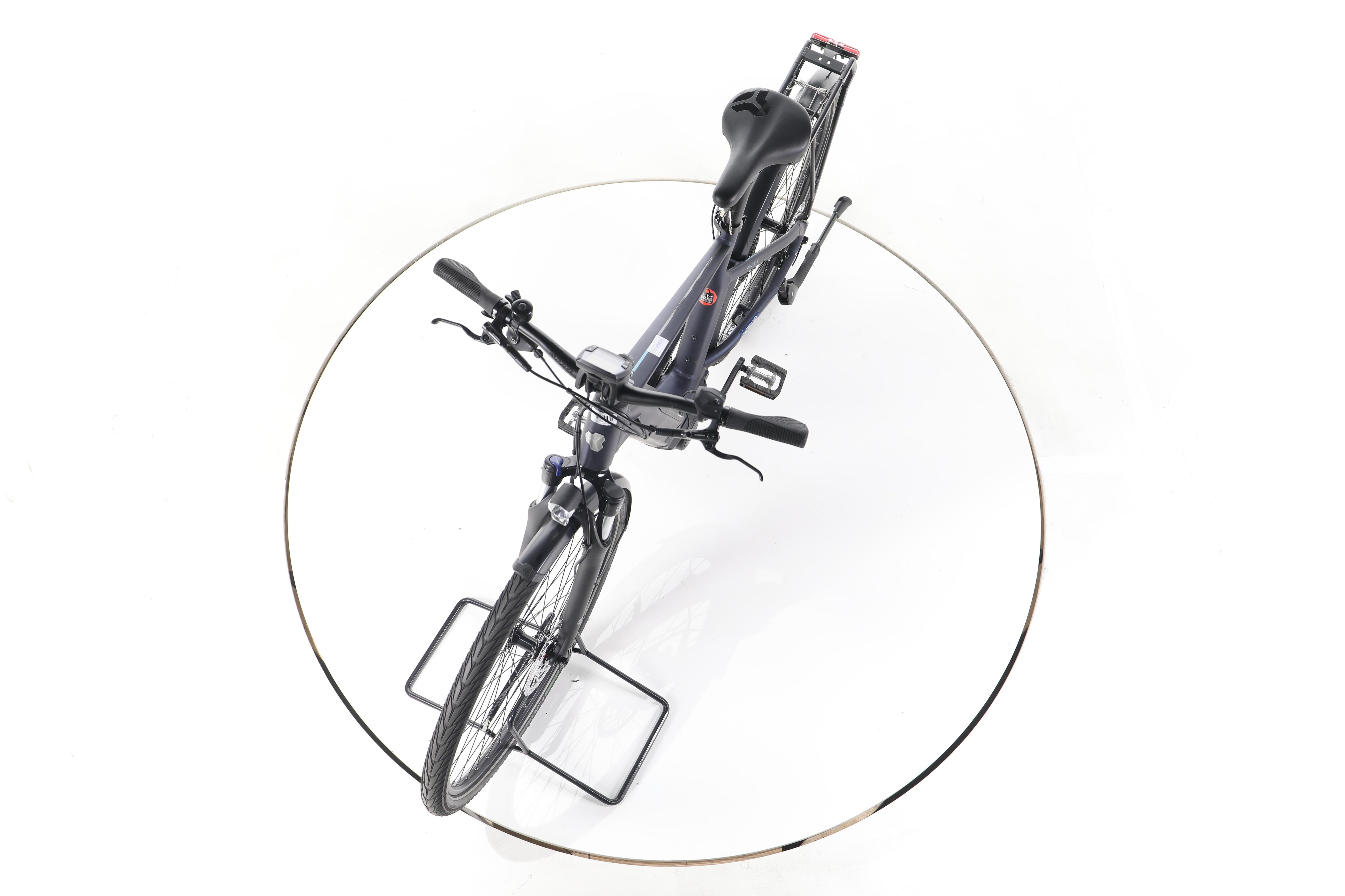 Carver Route E.420 Trekking E-Bike - Image 17