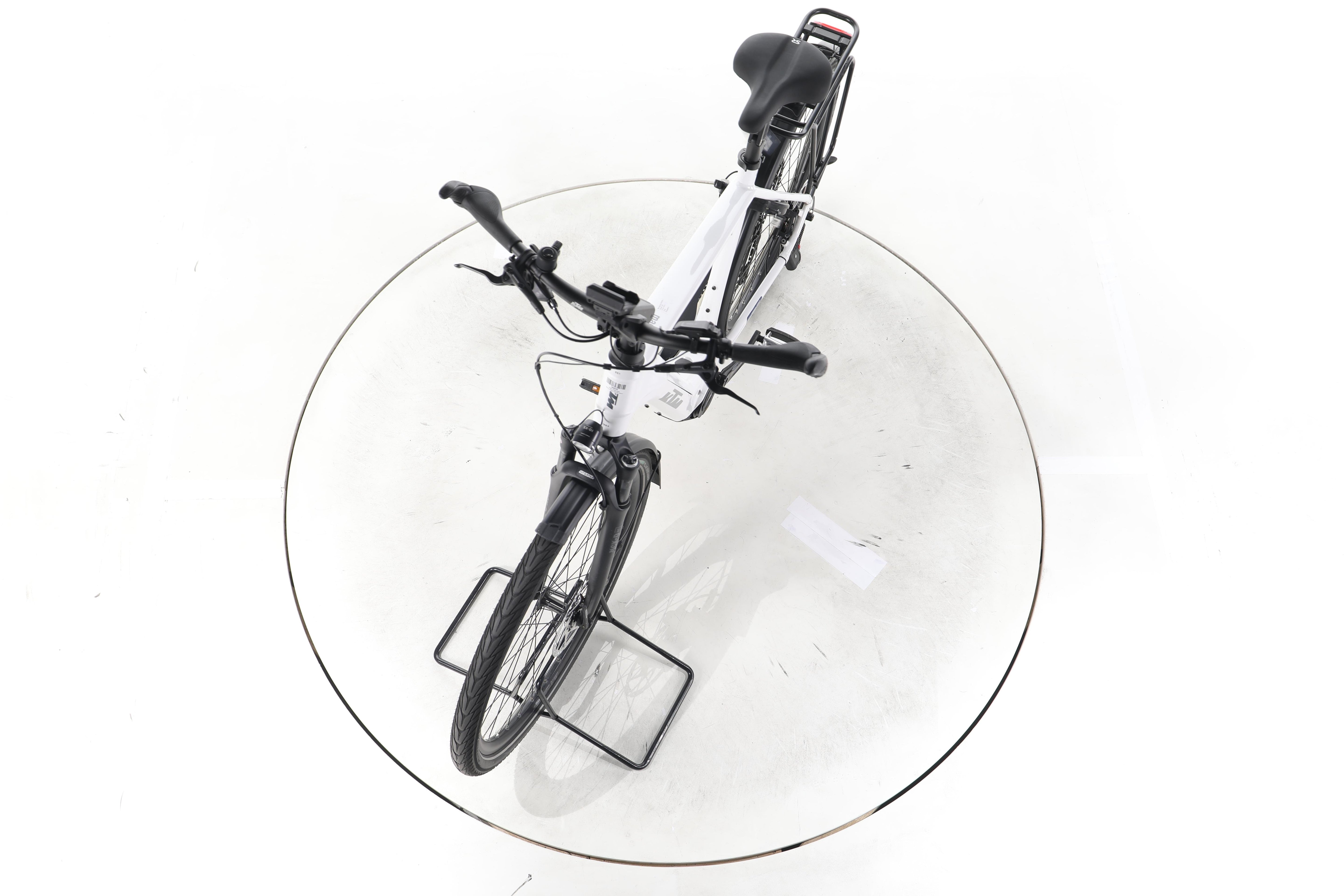 KTM Macina Style 720 Trekking E-Bike - Image 17