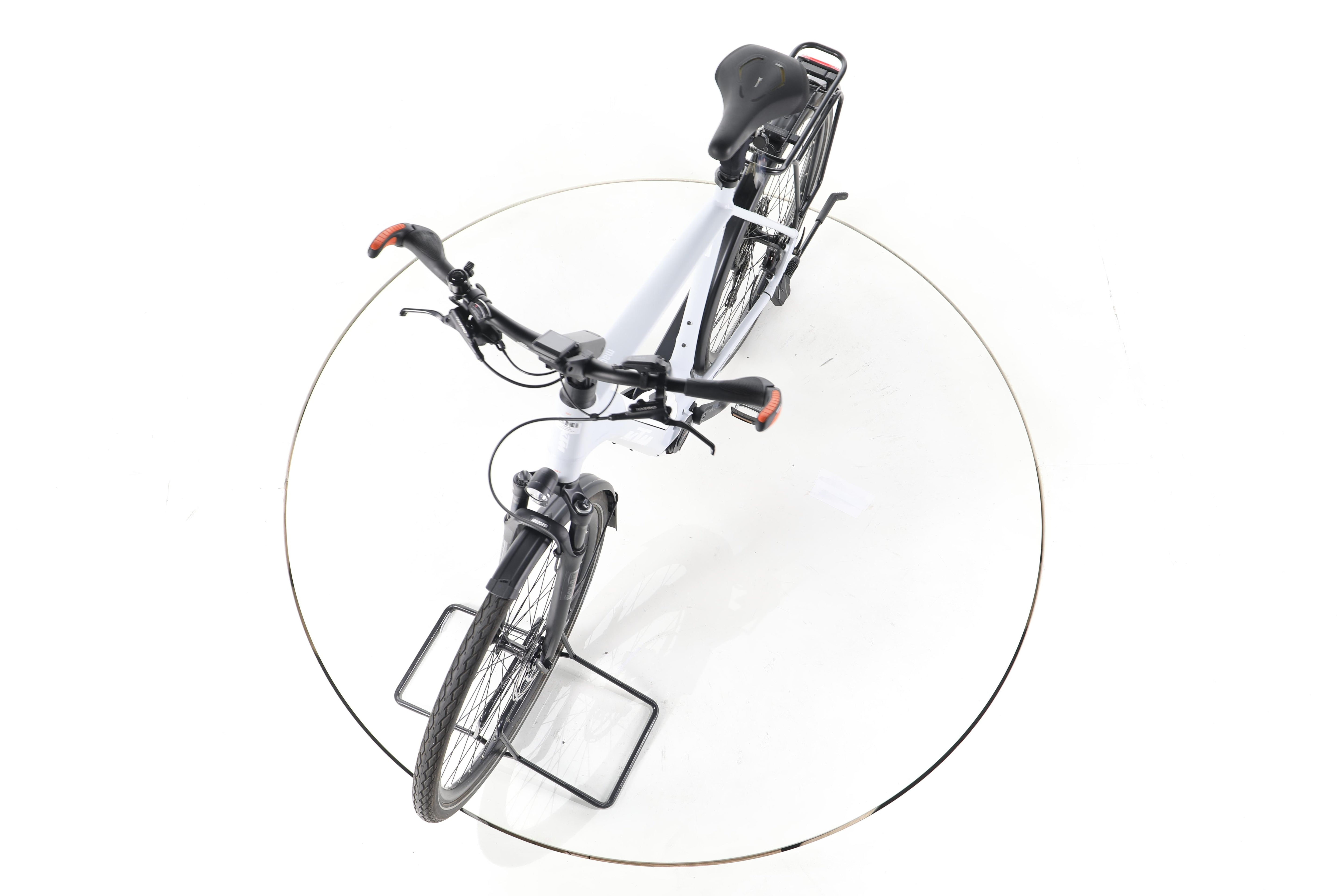 KTM Macina Style Pro Trekking E-Bike - Image 17