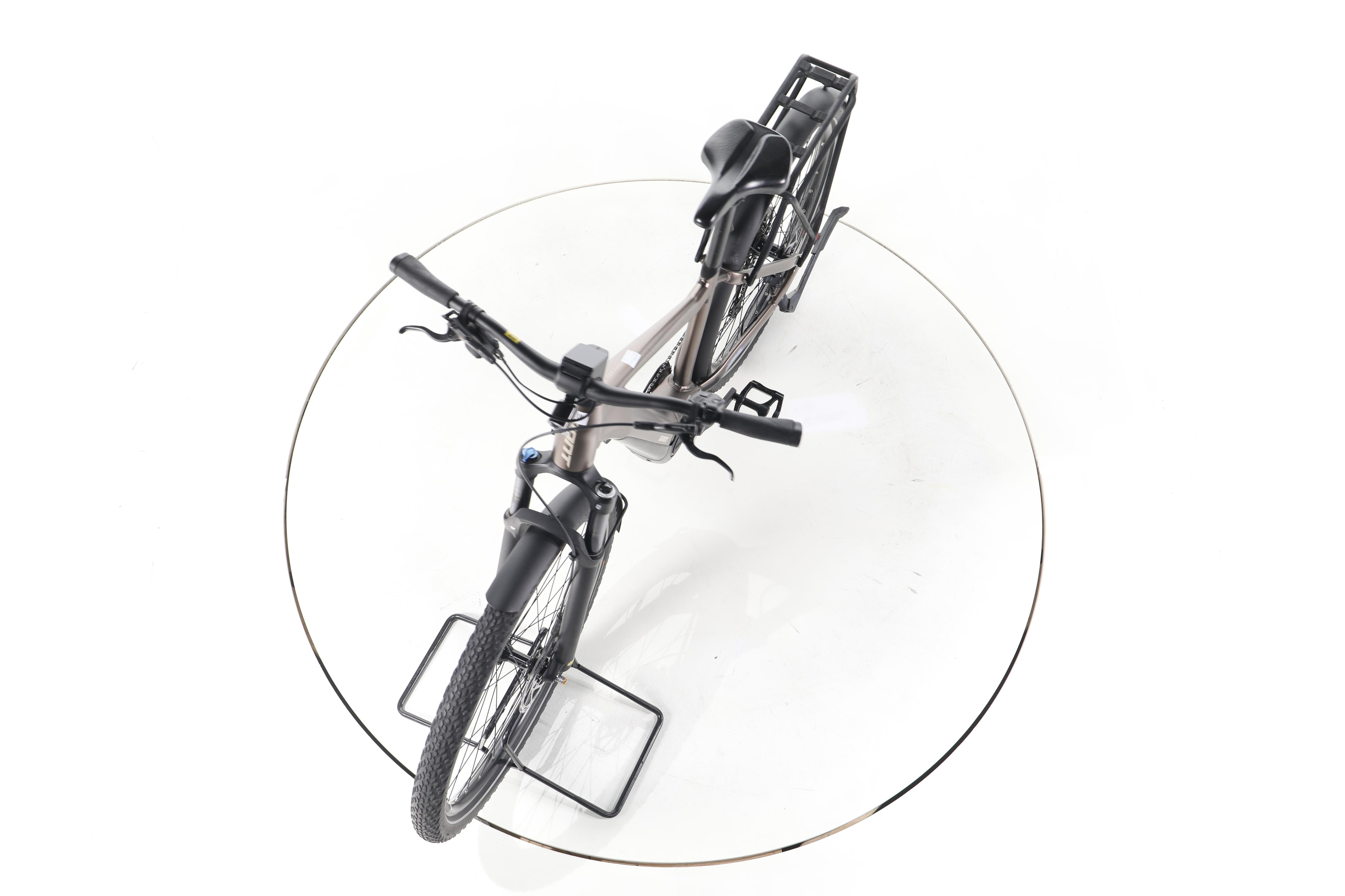 Giant Explore E+ Pro 1 Trekking E-Bike - Image 17