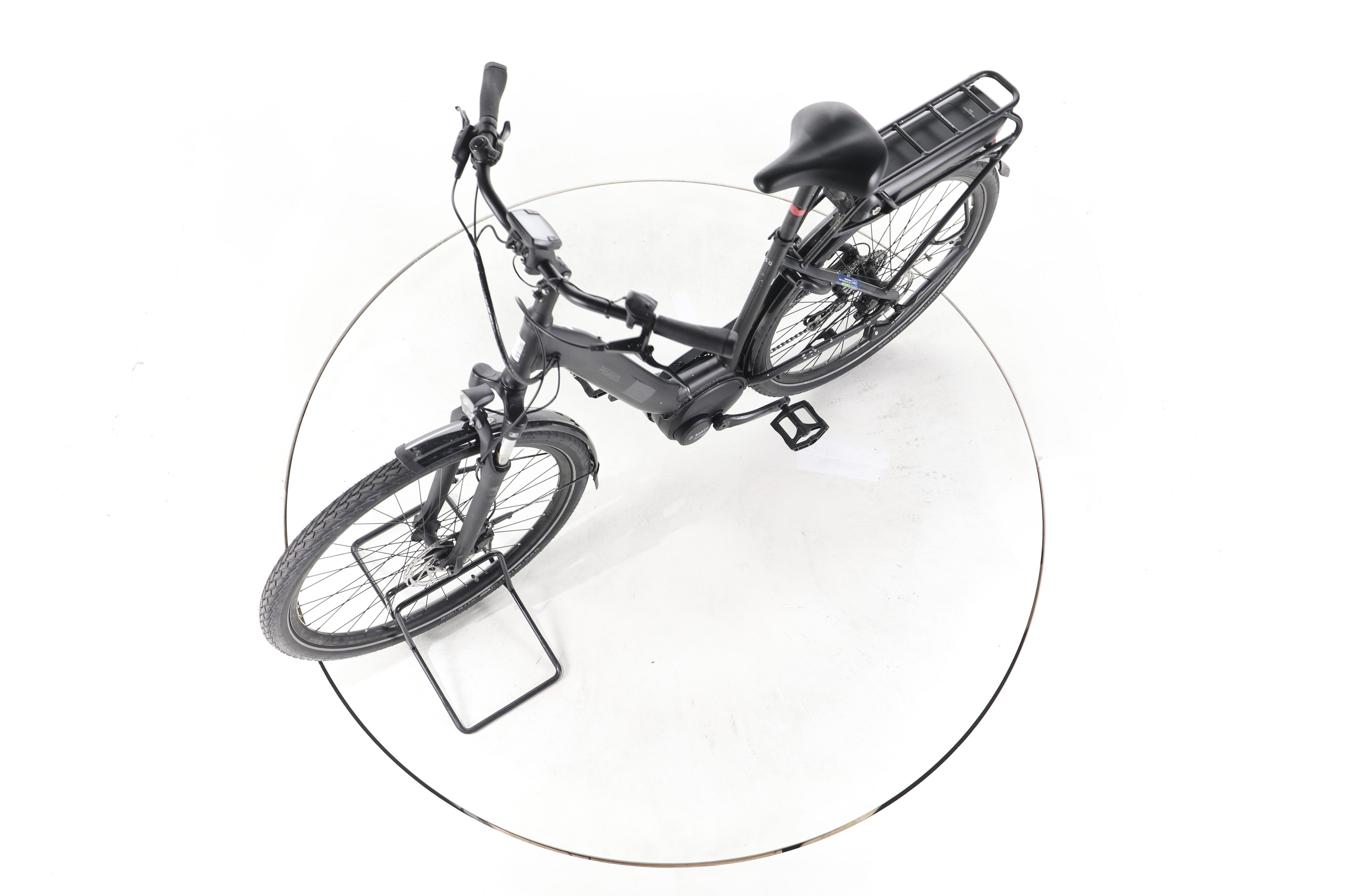 Pegasus Solero E8 Plus Trekking E-Bike Tiefeinsteiger - Image 18
