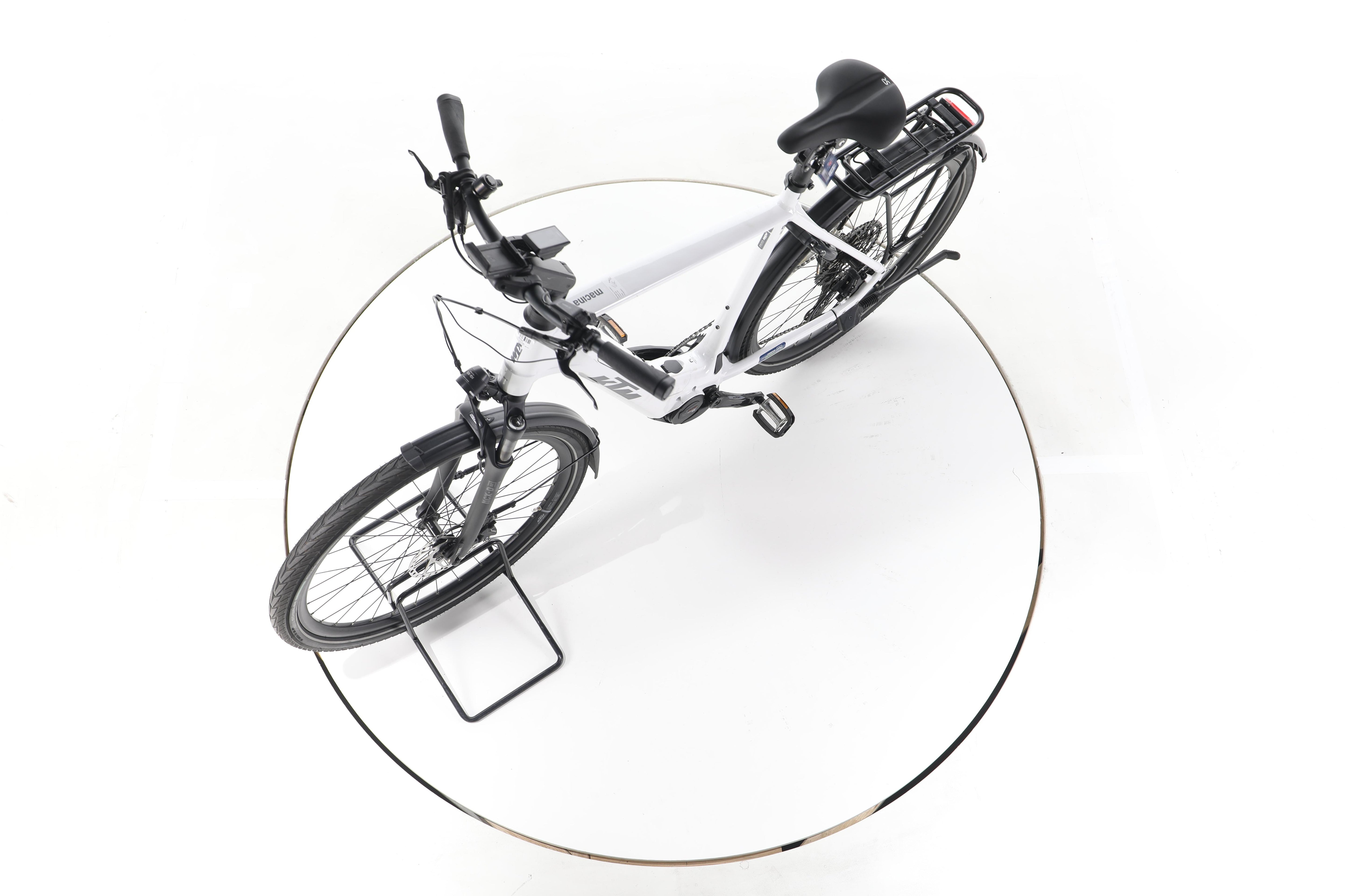 KTM Macina Style 720 Trekking E-Bike - Image 18