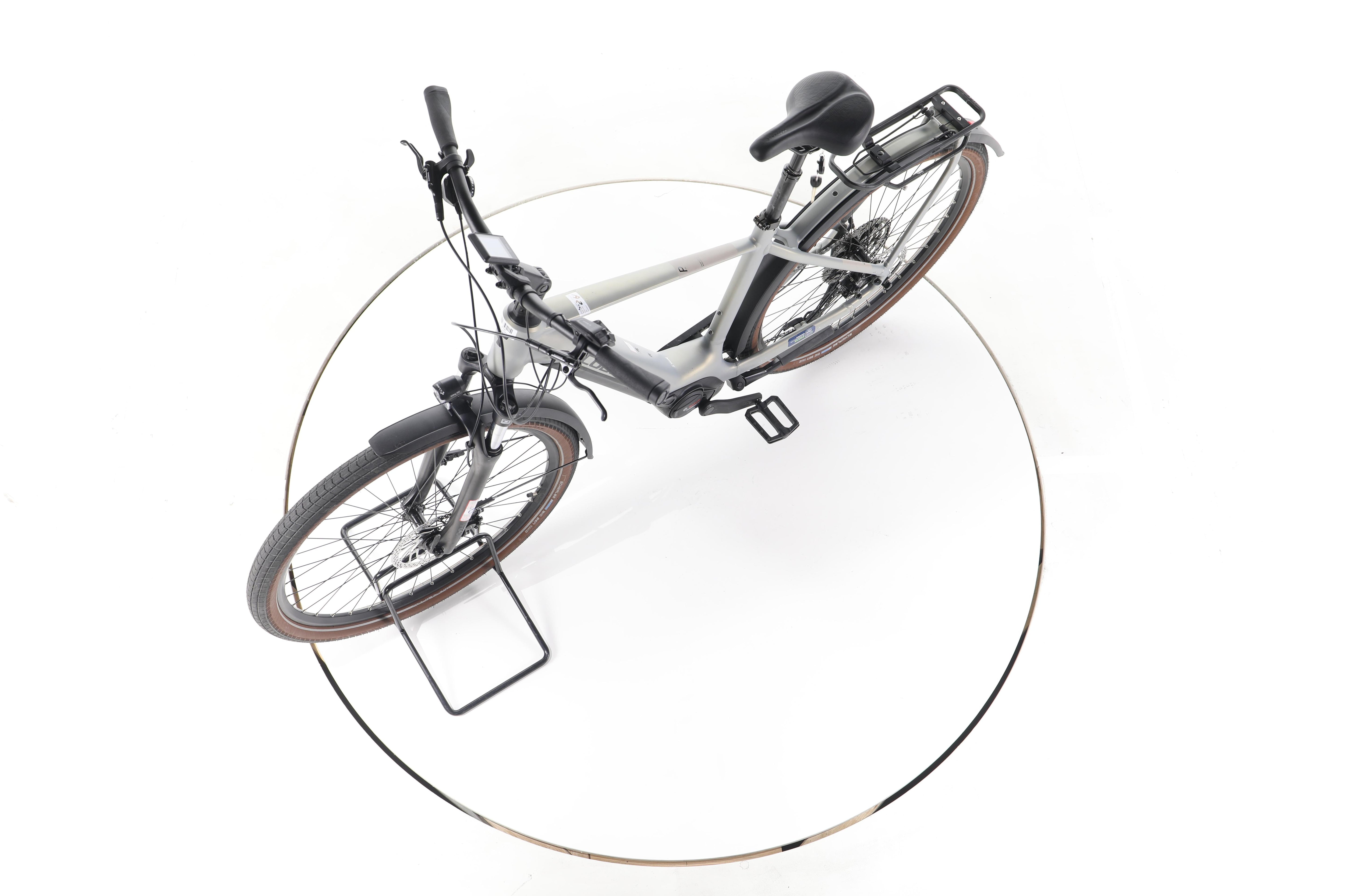 Cube Touring Hybrid Pro 625 Trekking E-Bike 2024 - Image 18