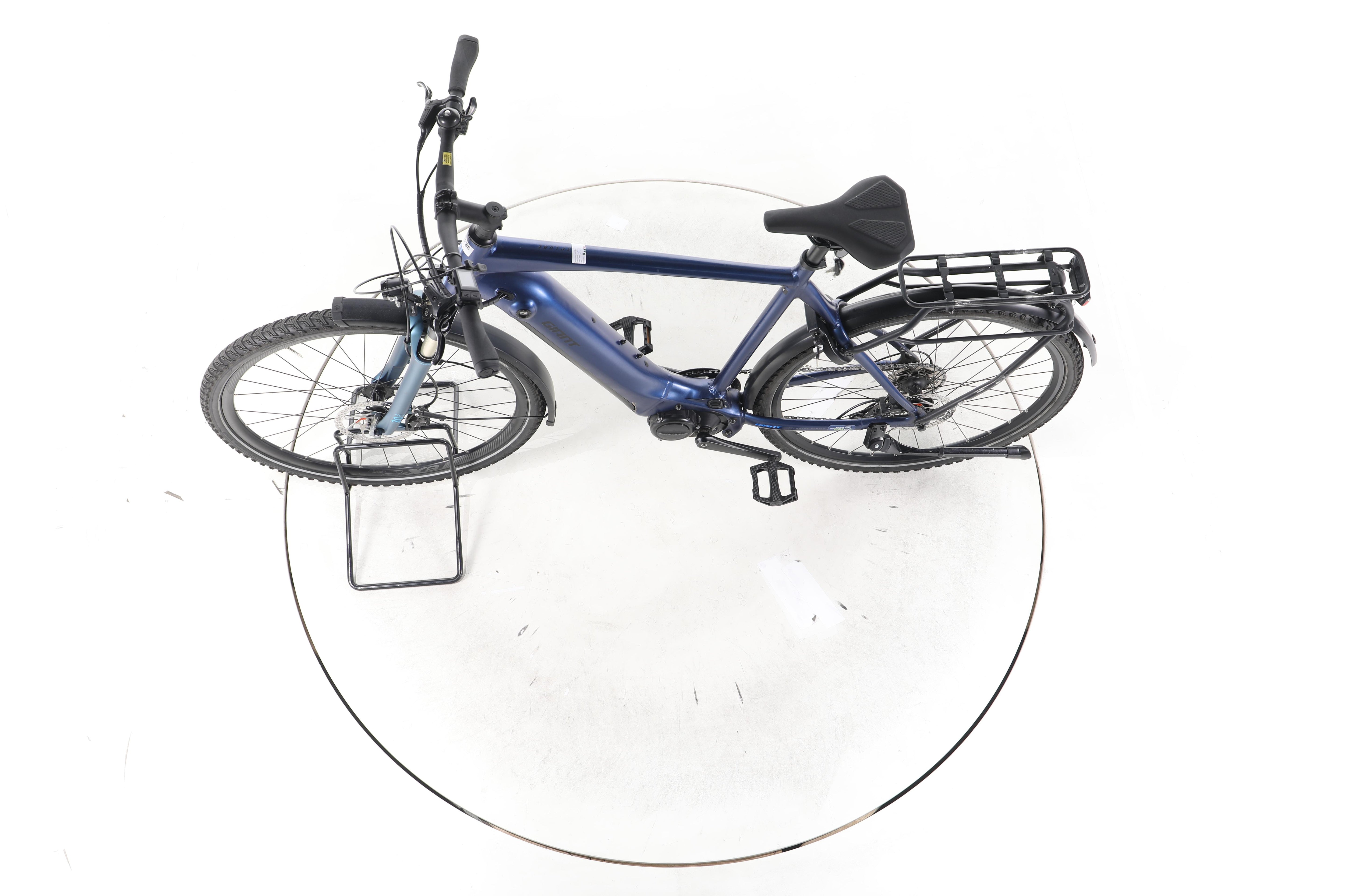 Giant Explore E+ 2 Trekking E-Bike - Image 19
