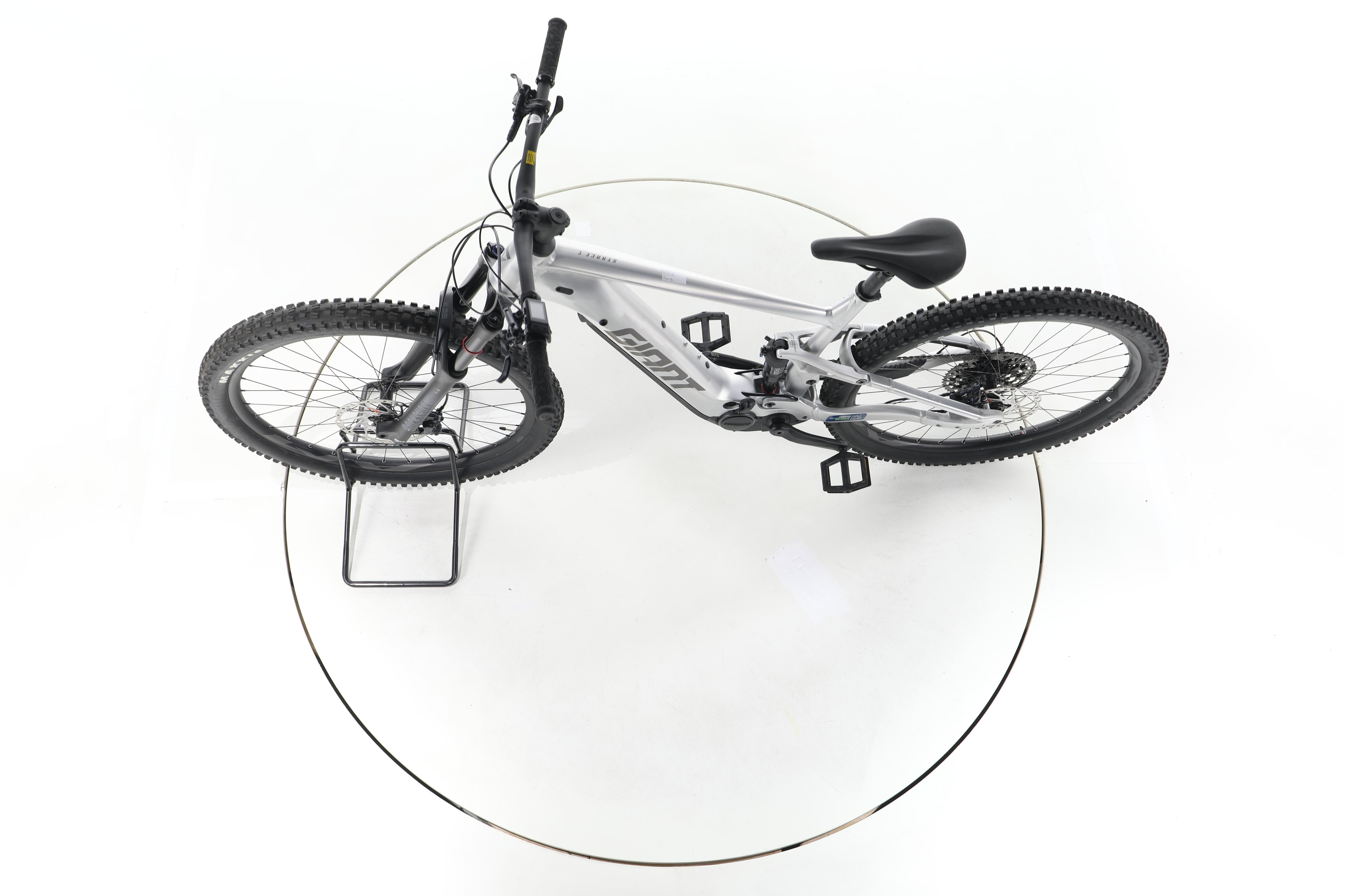 Giant Stance E+ Pro 0 Fully E-Bike - Image 19