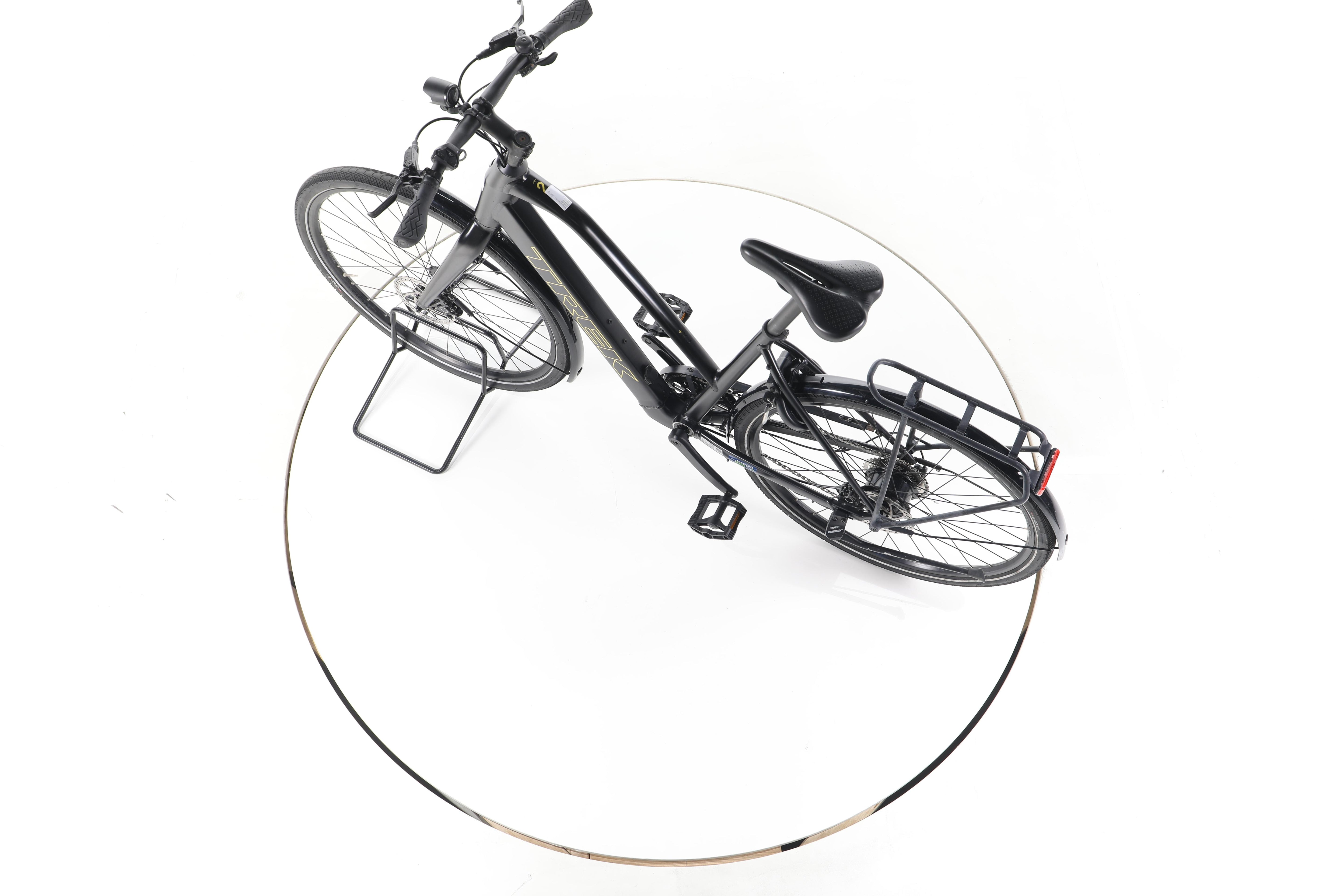 Trek FX+ 2 Stagger E-Bike - Image 20
