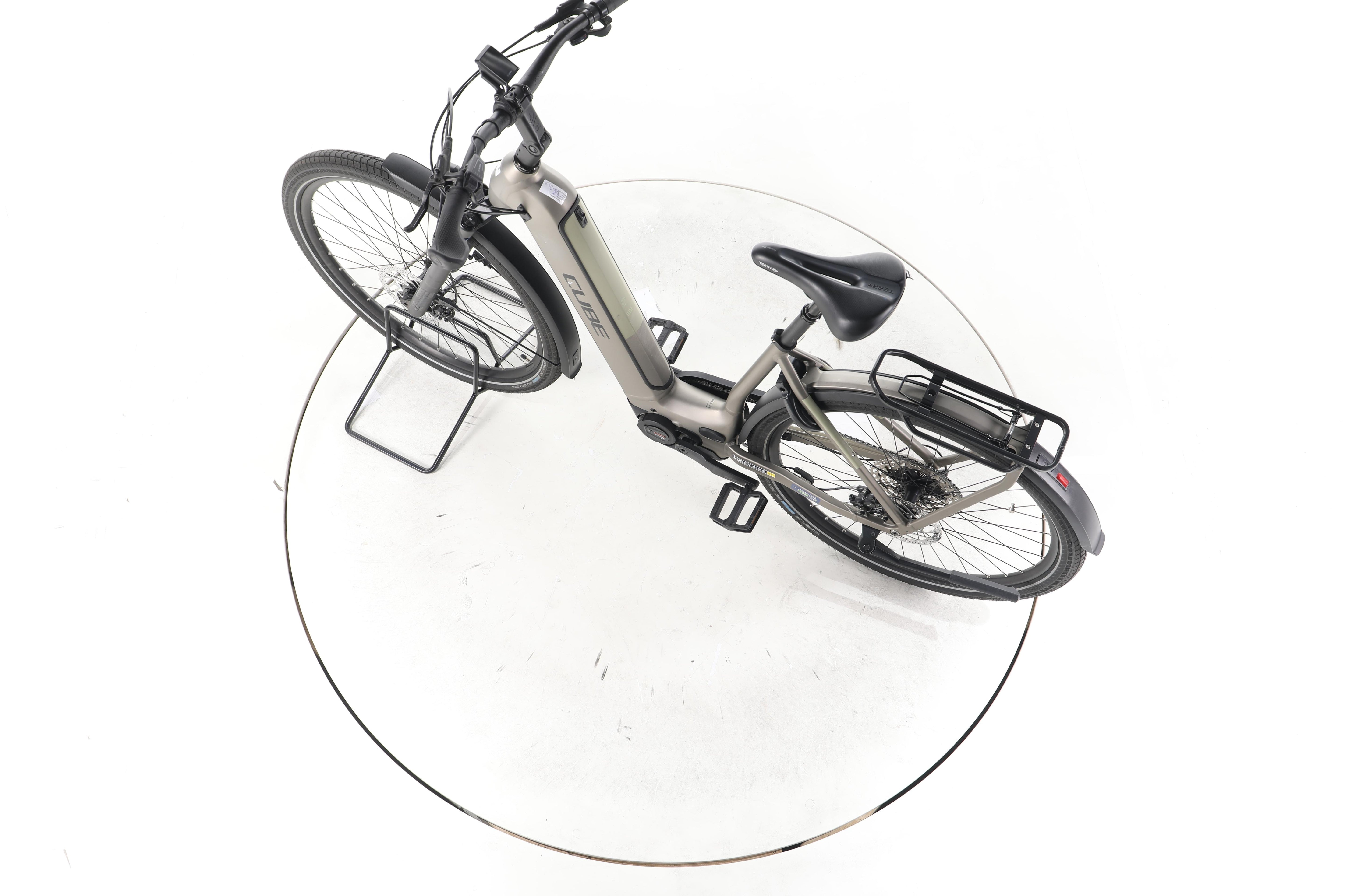 Cube Kathmandu Hybrid Pro Trekking E-Bike Tiefeinsteiger - Image 20