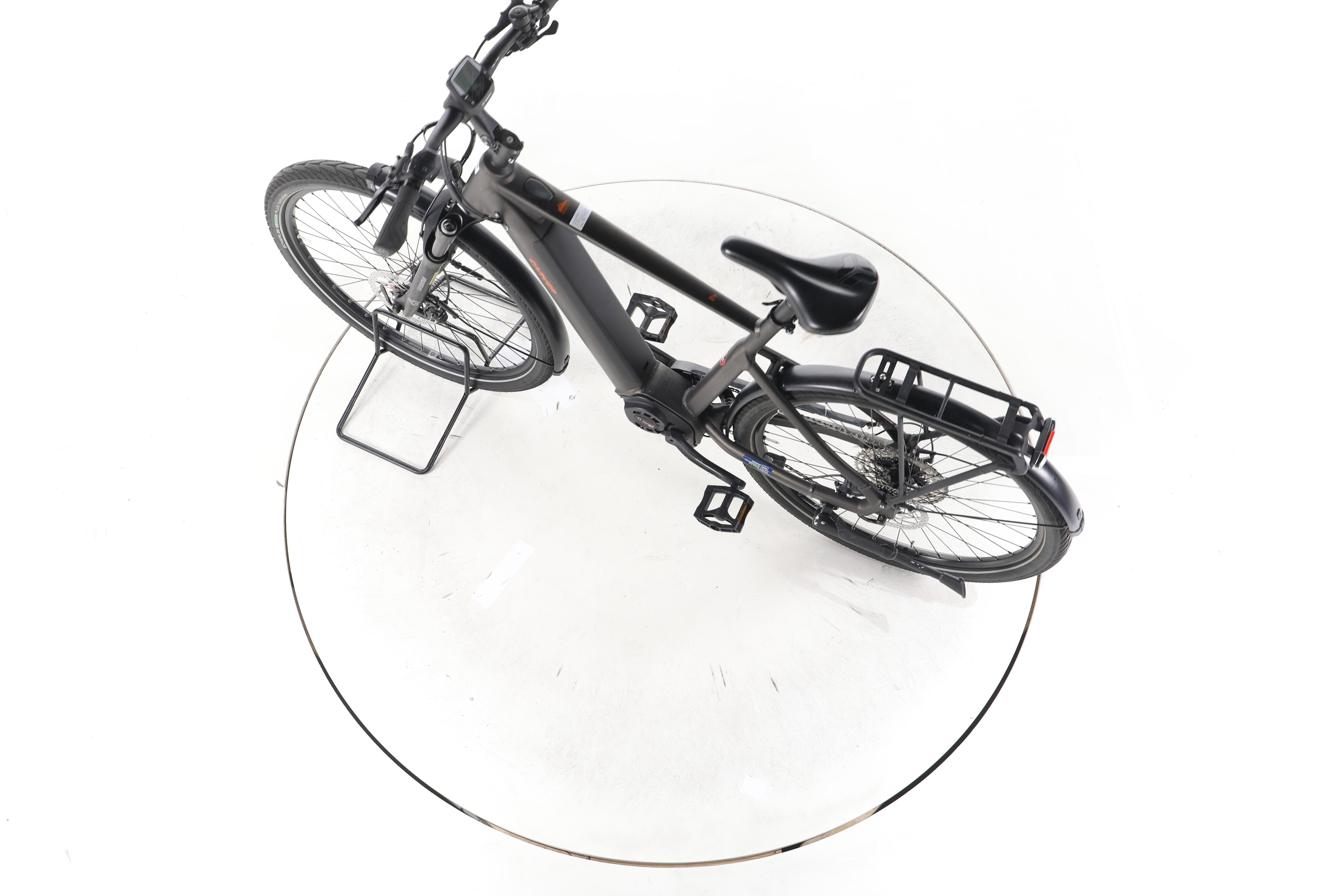 Carver Route E.530 650 Trekking E-Bike - Image 20