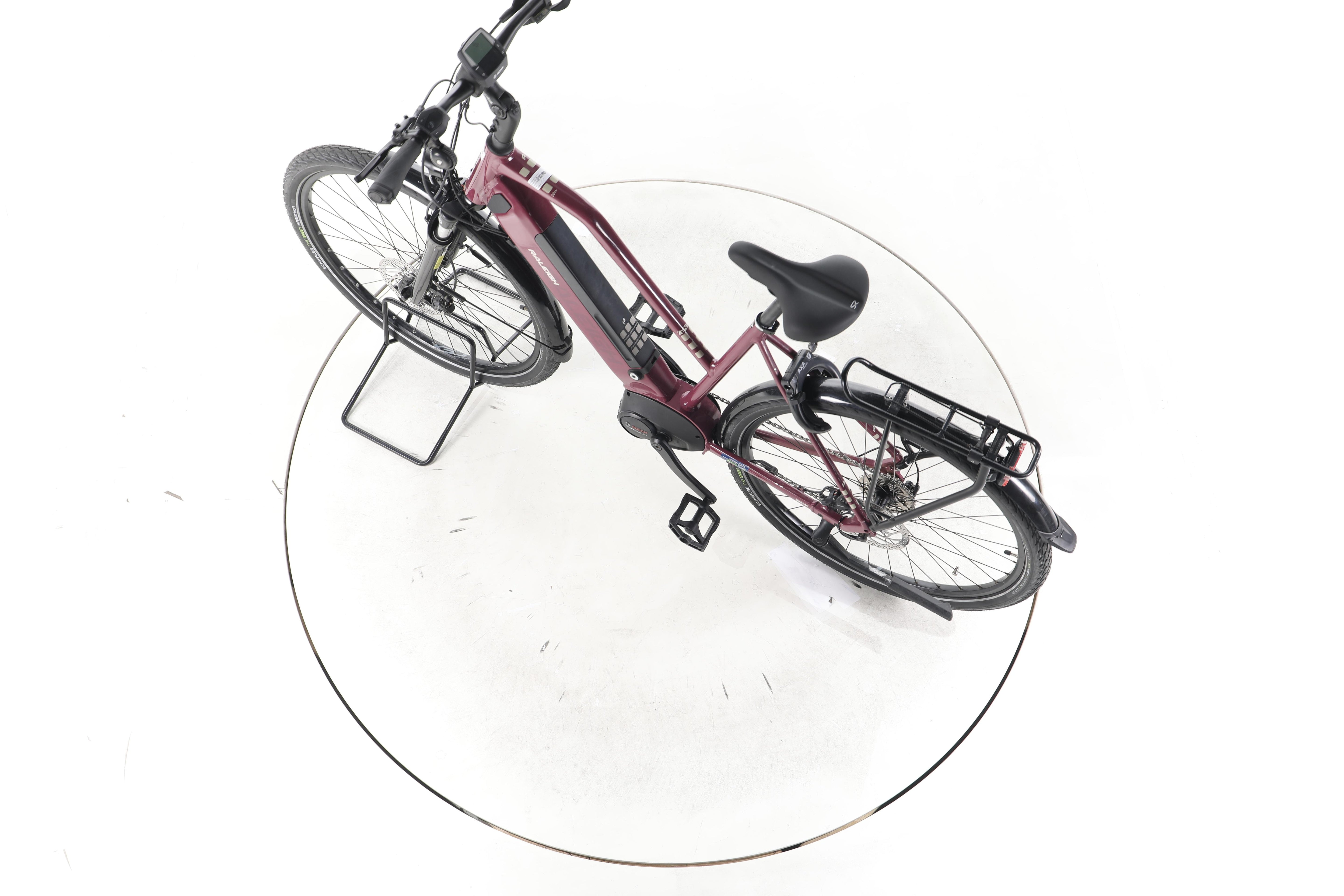 Raleigh Kent 9 Trekking E-Bike - Image 20