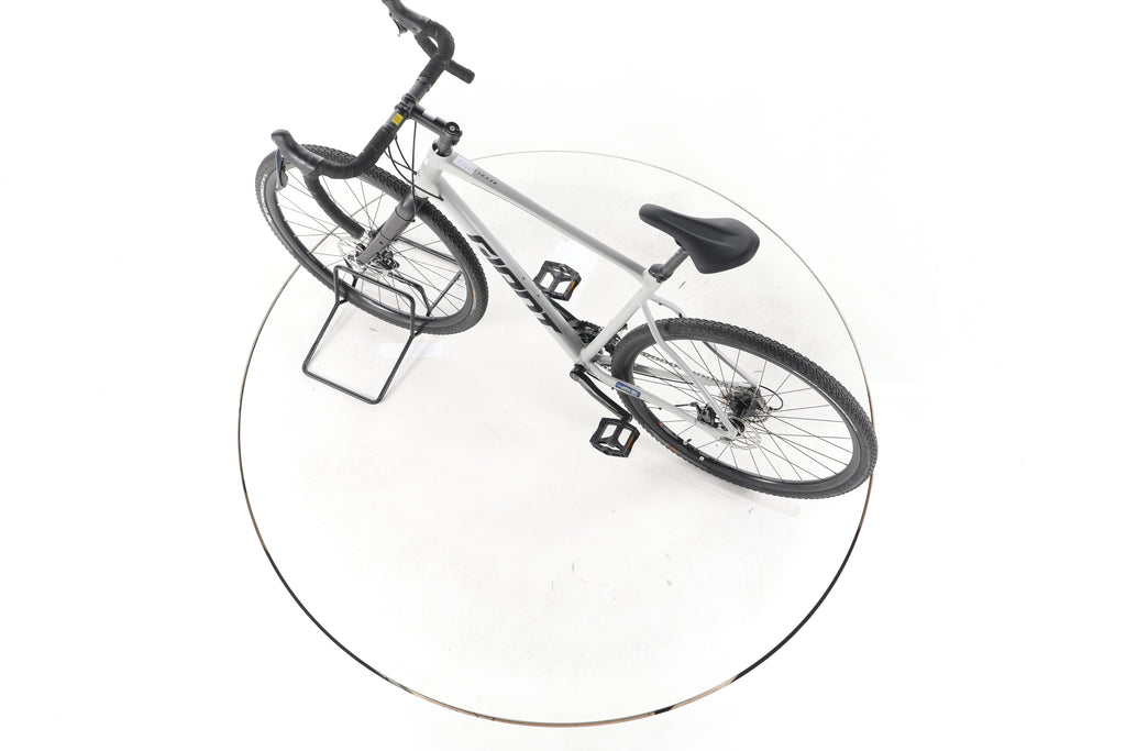 Giant Revolt 2 Gravelbike - Image 20
