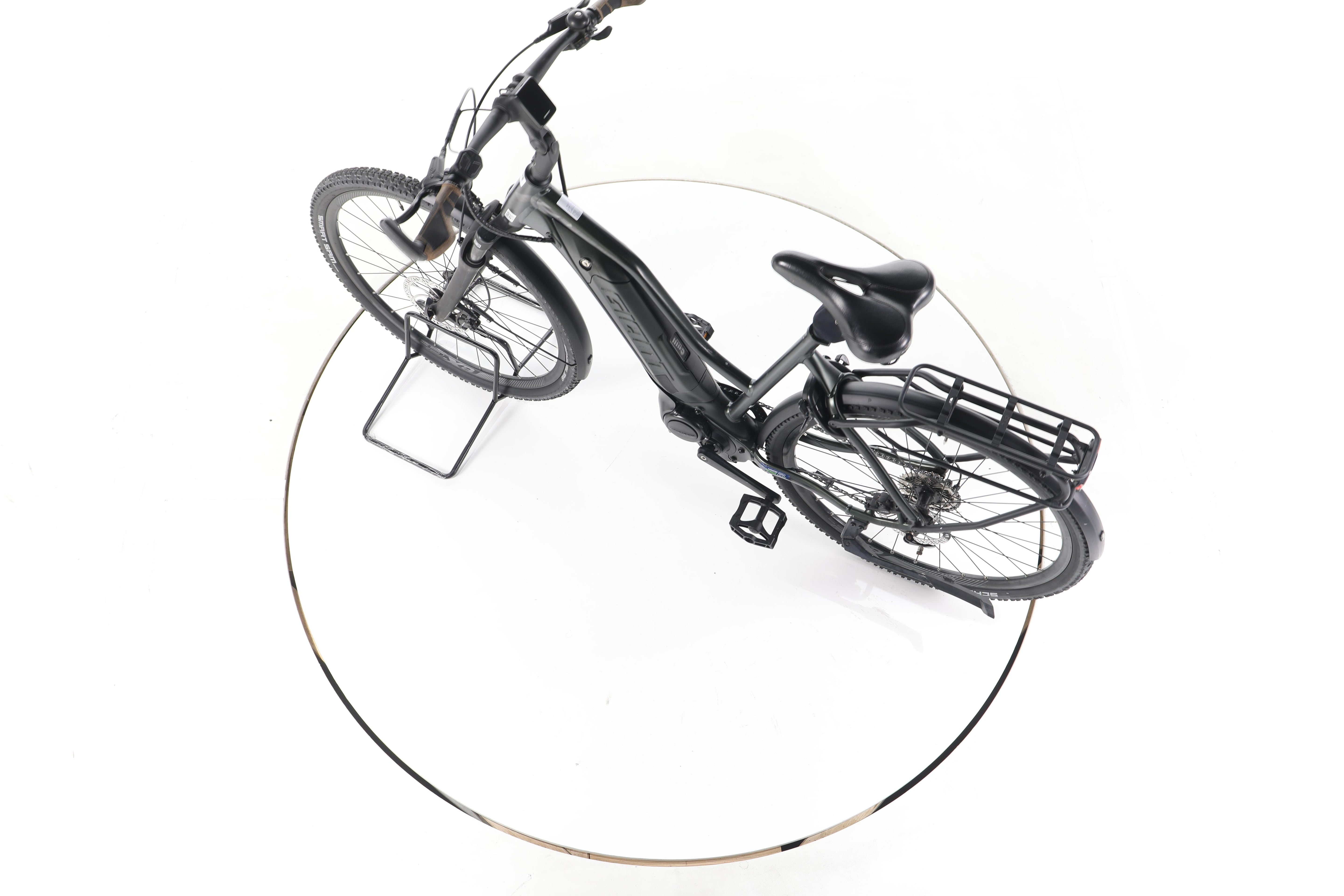 Giant Explore E+ 3 Trekking E-Bike - Image 20