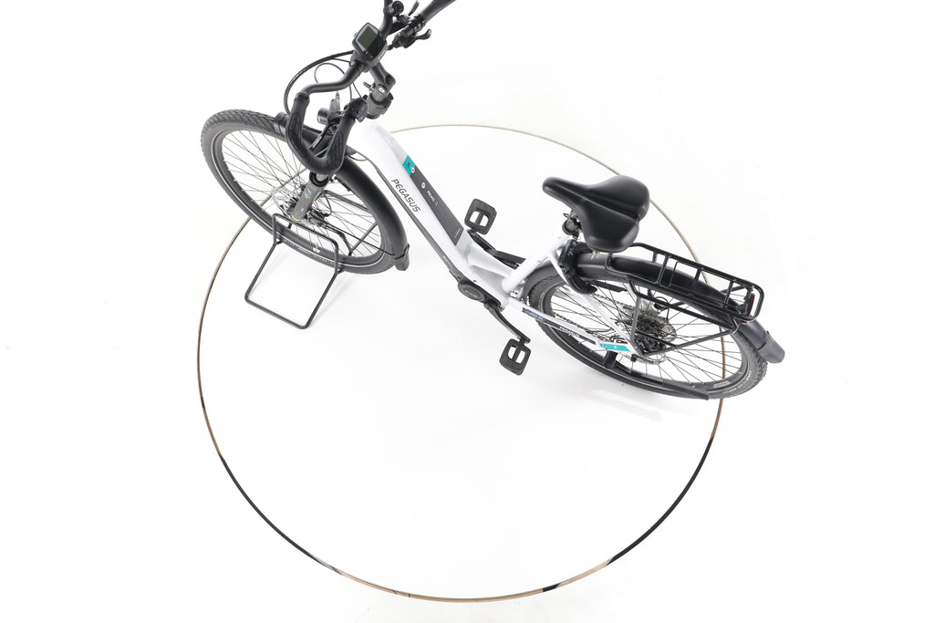 Pegasus Premio Evo 10 Lite Comfort Trekking E-Bike Tiefeinsteiger - Image 20