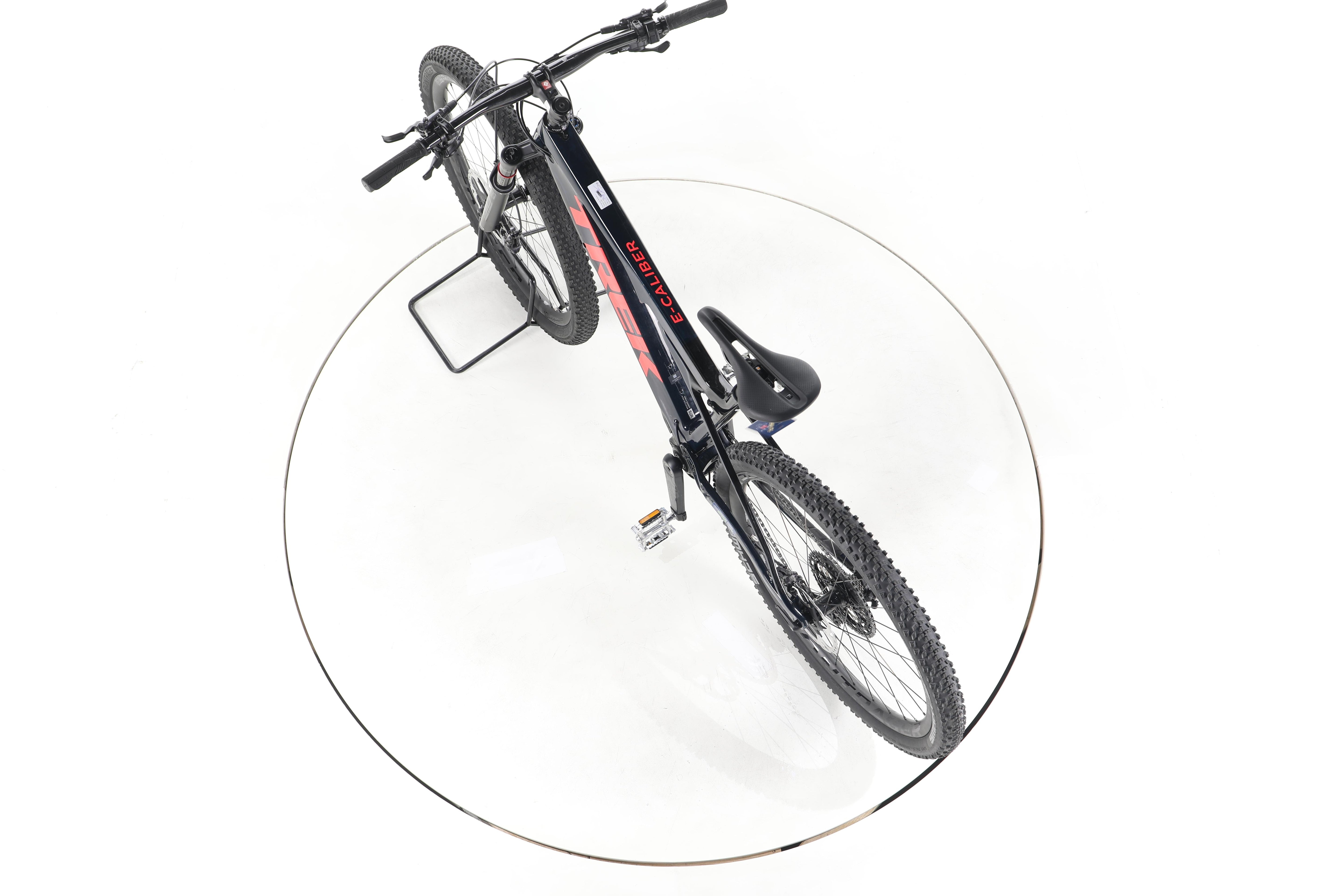 Trek E-Caliber 9.8 XT E-Bike Fully Carbon 2024 - Image 21