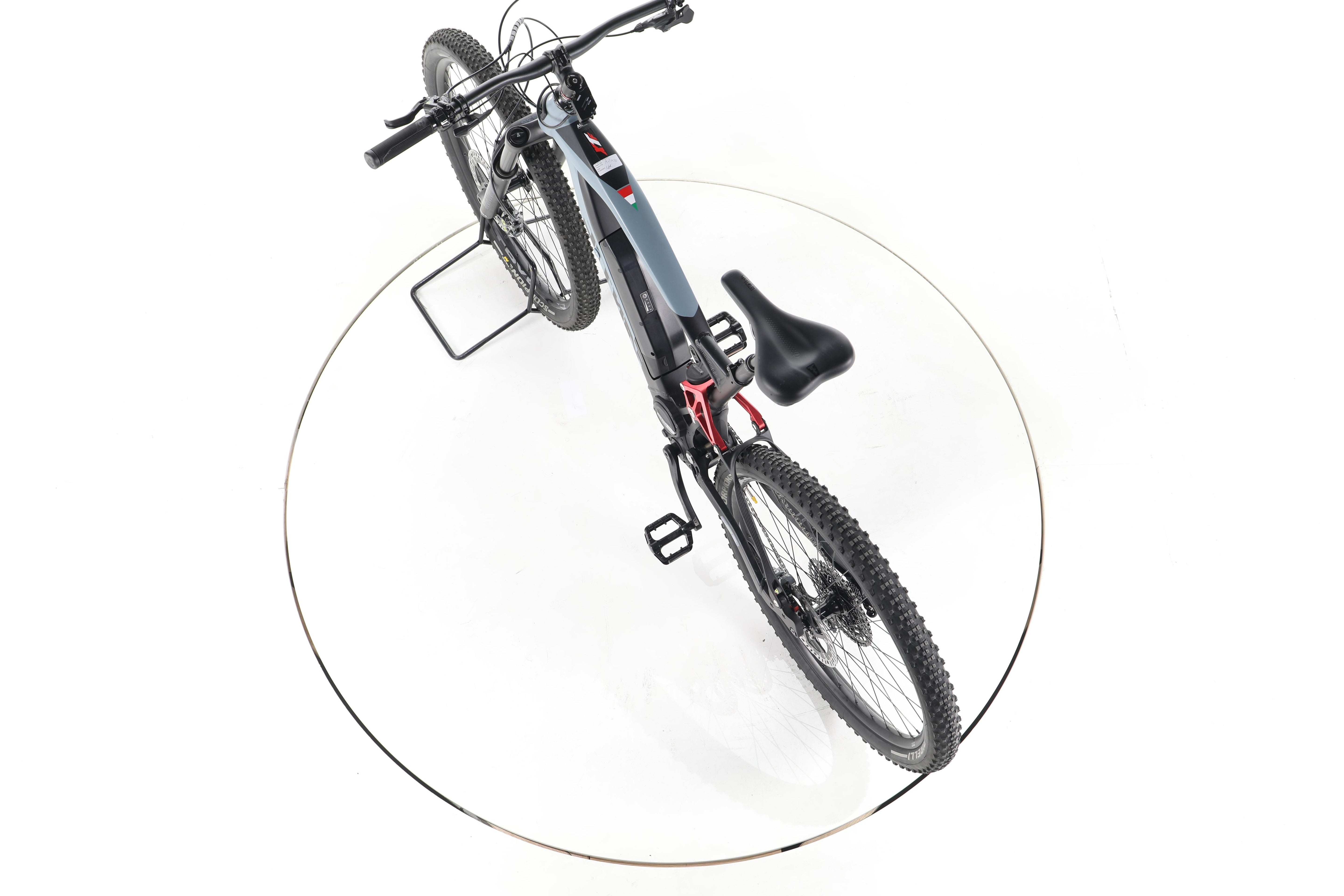 Fantic XTF 1.5 Fully E-Bike - Image 21