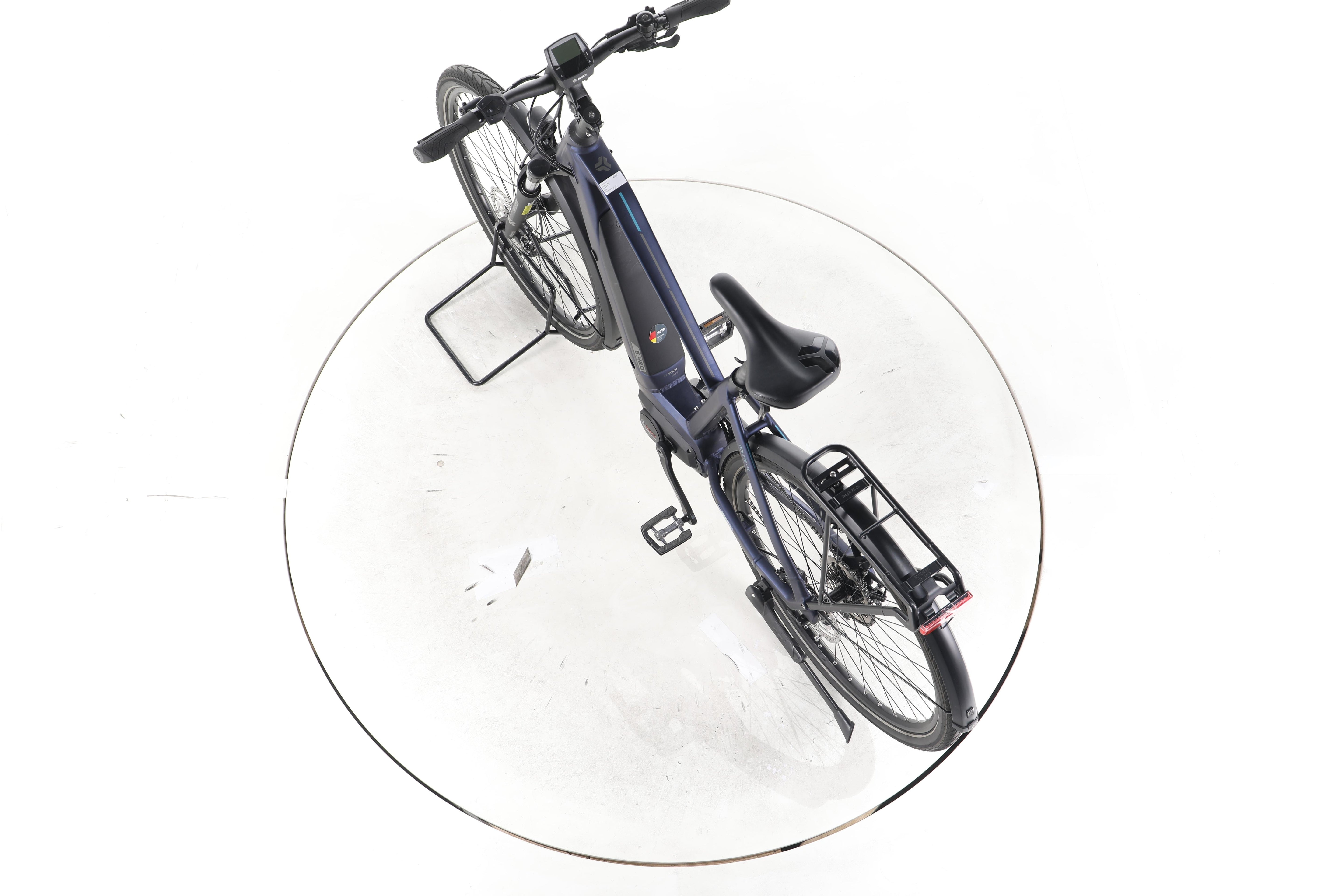 Carver Route E.420 Trekking E-Bike - Image 21