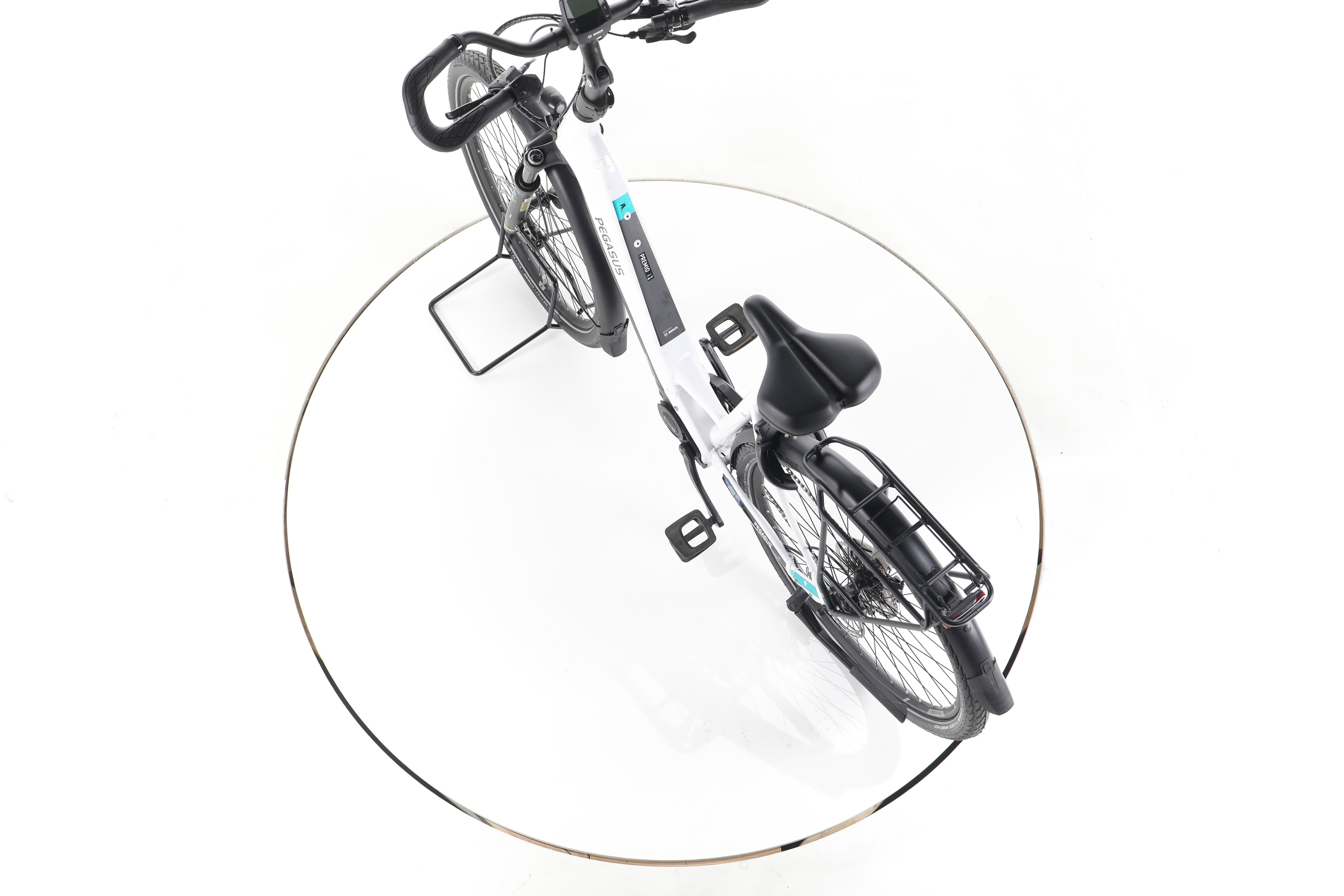 Pegasus Premio Evo 10 Lite Comfort Trekking E-Bike Tiefeinsteiger - Image 21