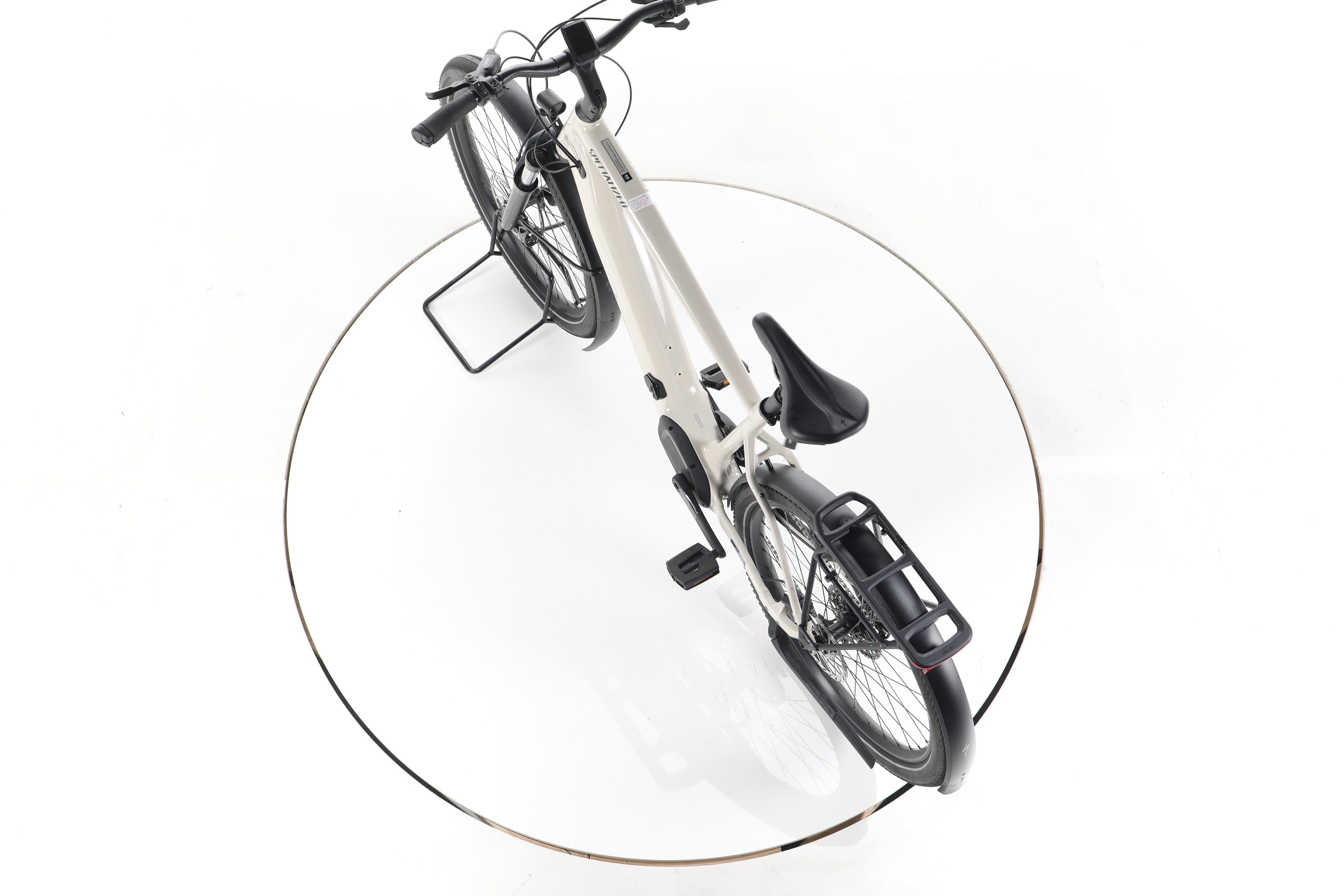 Specialized Turbo Vado 4.0 Trekking E-Bike - Image 21