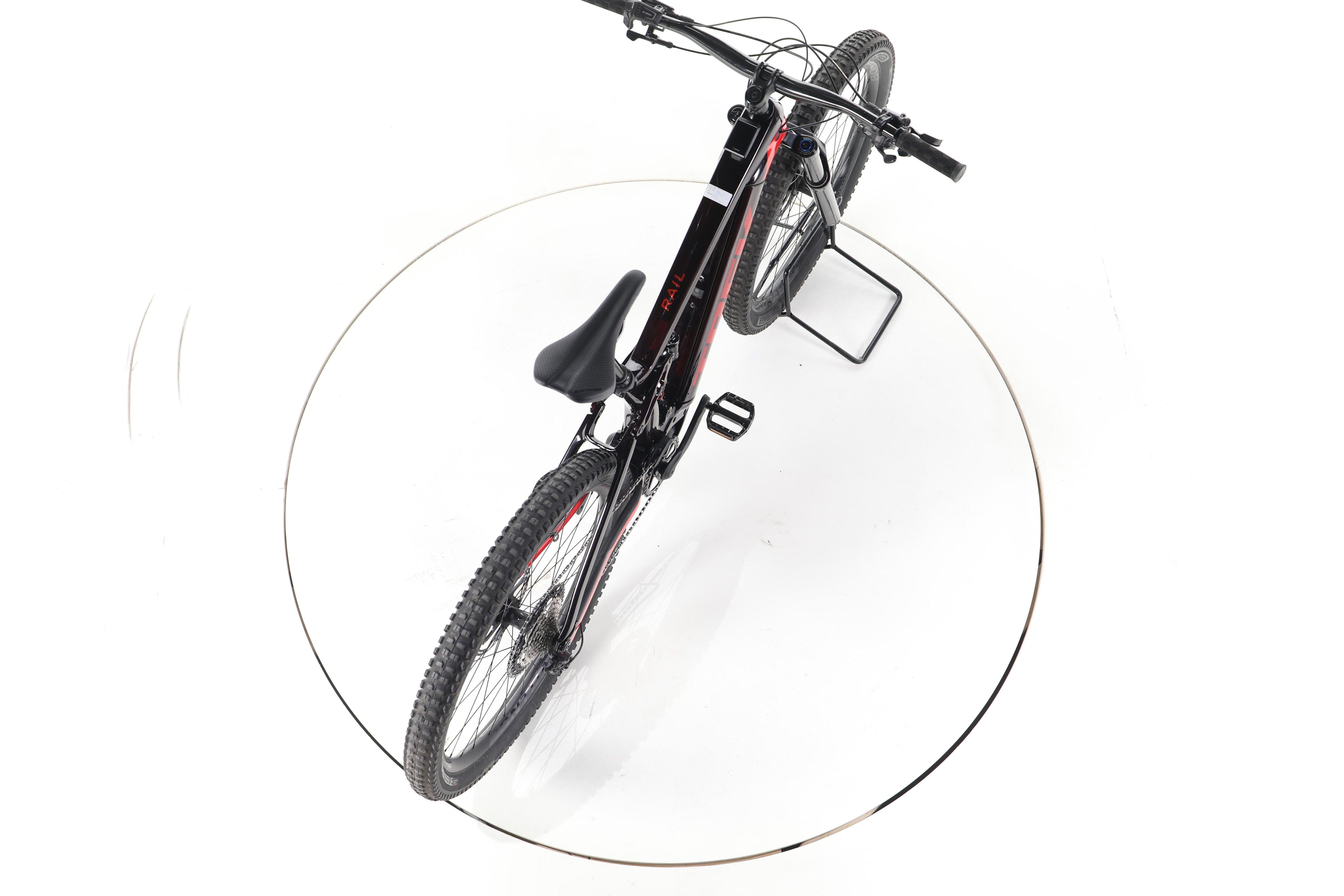 Trek Rail 9.8 XT Fully E-Bike Carbon - Image 23