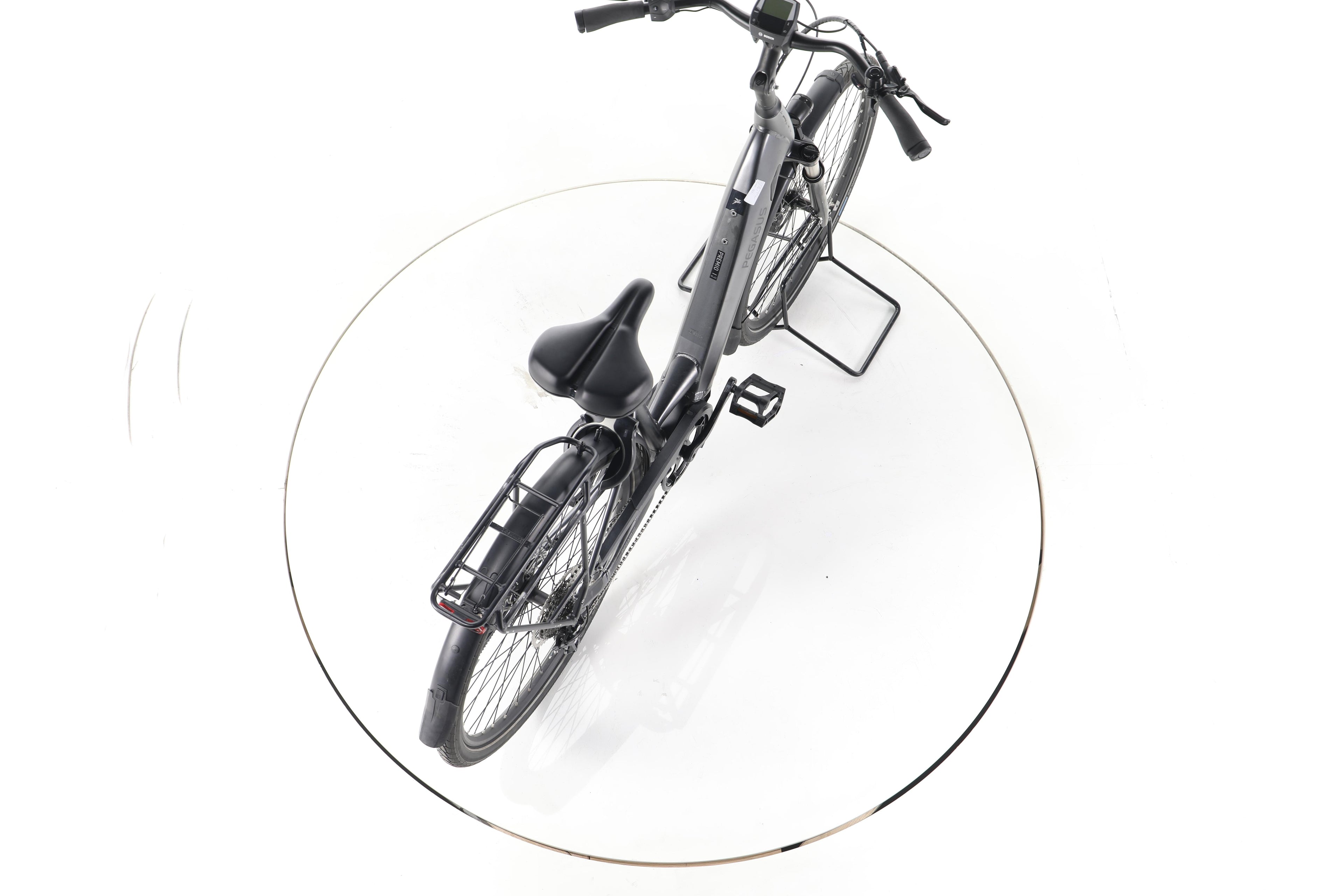 Pegasus Premio EVO 10 Lite Trekking E-Bike Tiefeinsteiger - Image 23