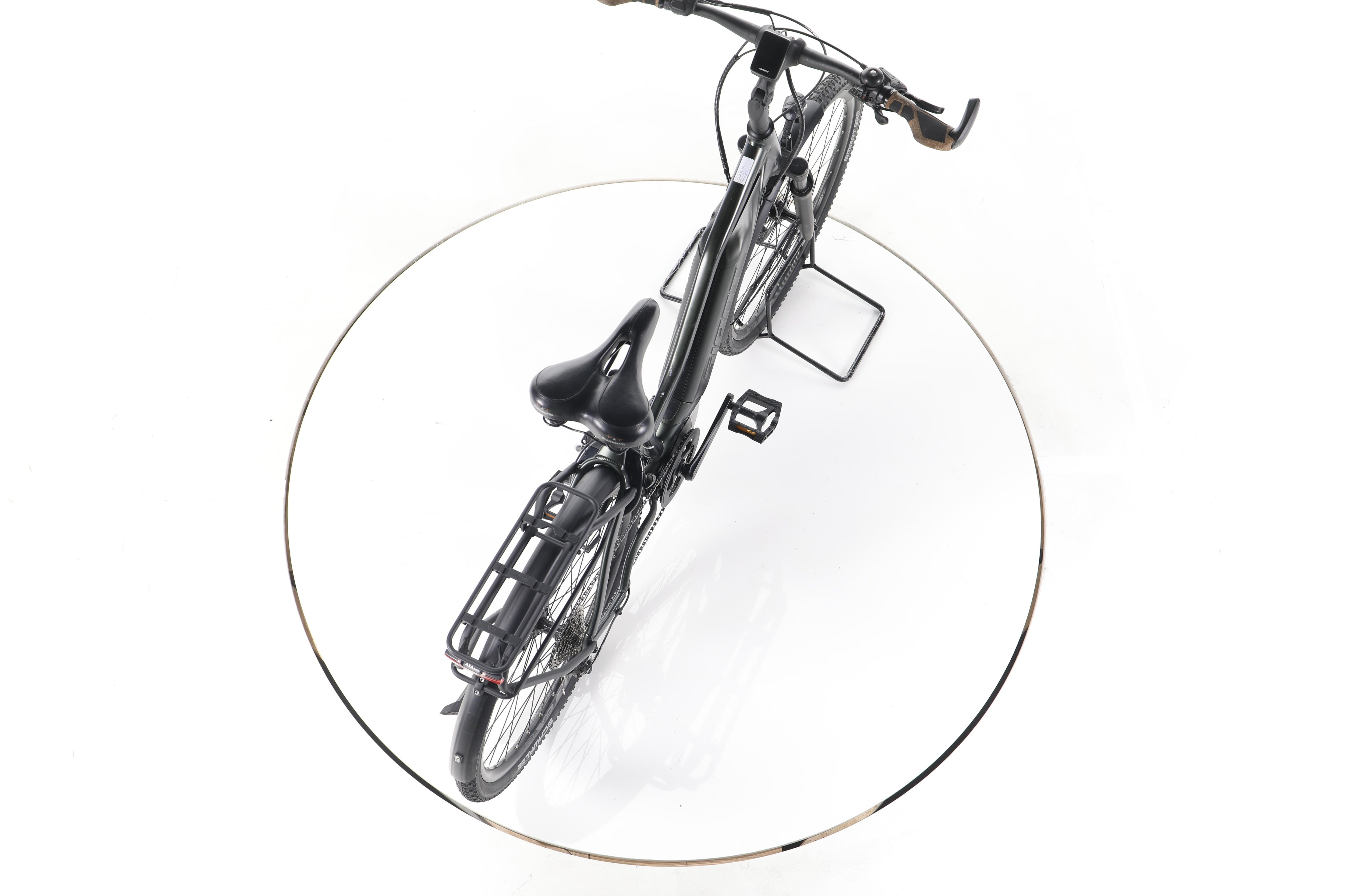 Giant Explore E+ 3 Trekking E-Bike - Image 23