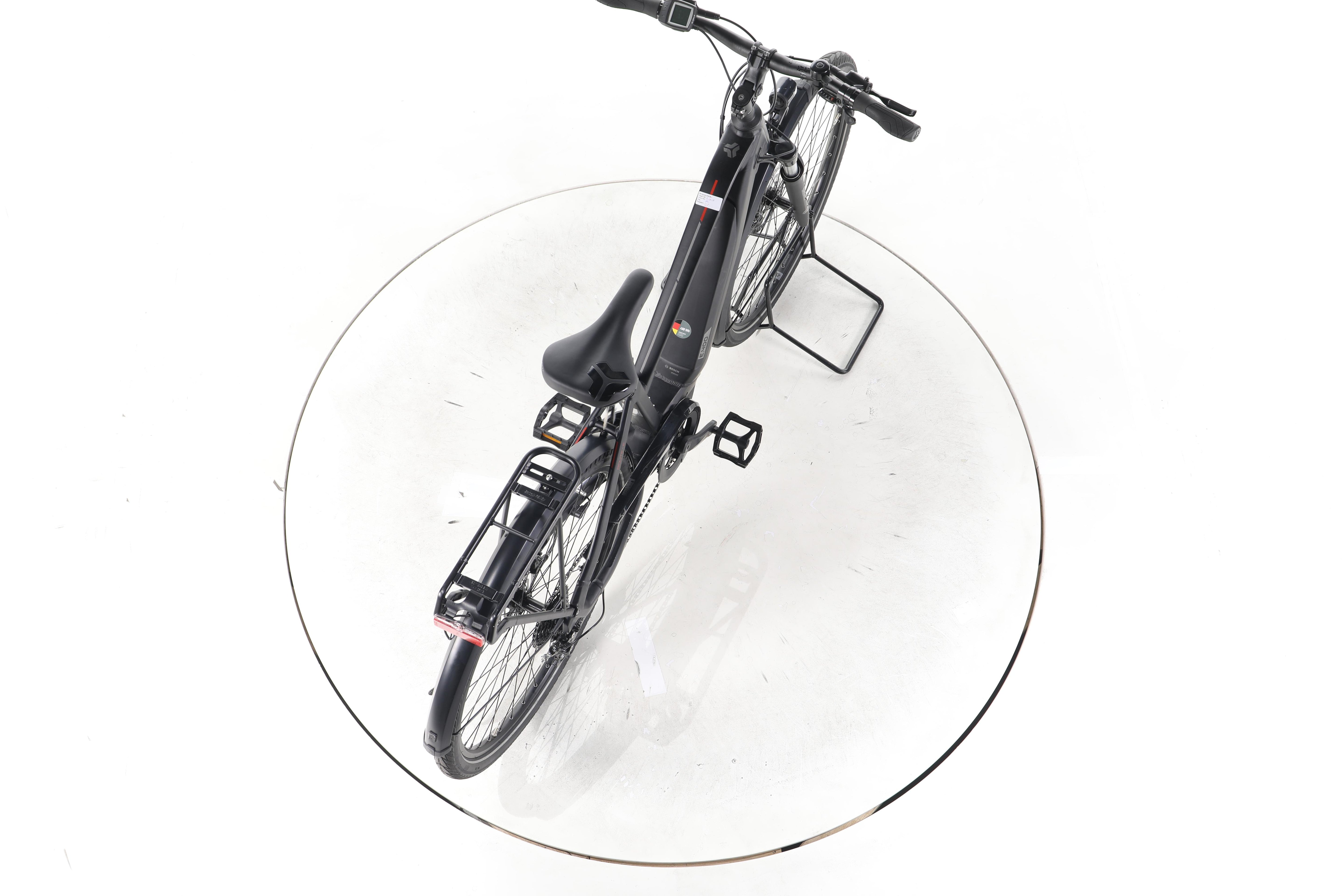 Carver Route E.400 Trekking E-Bike - Image 23