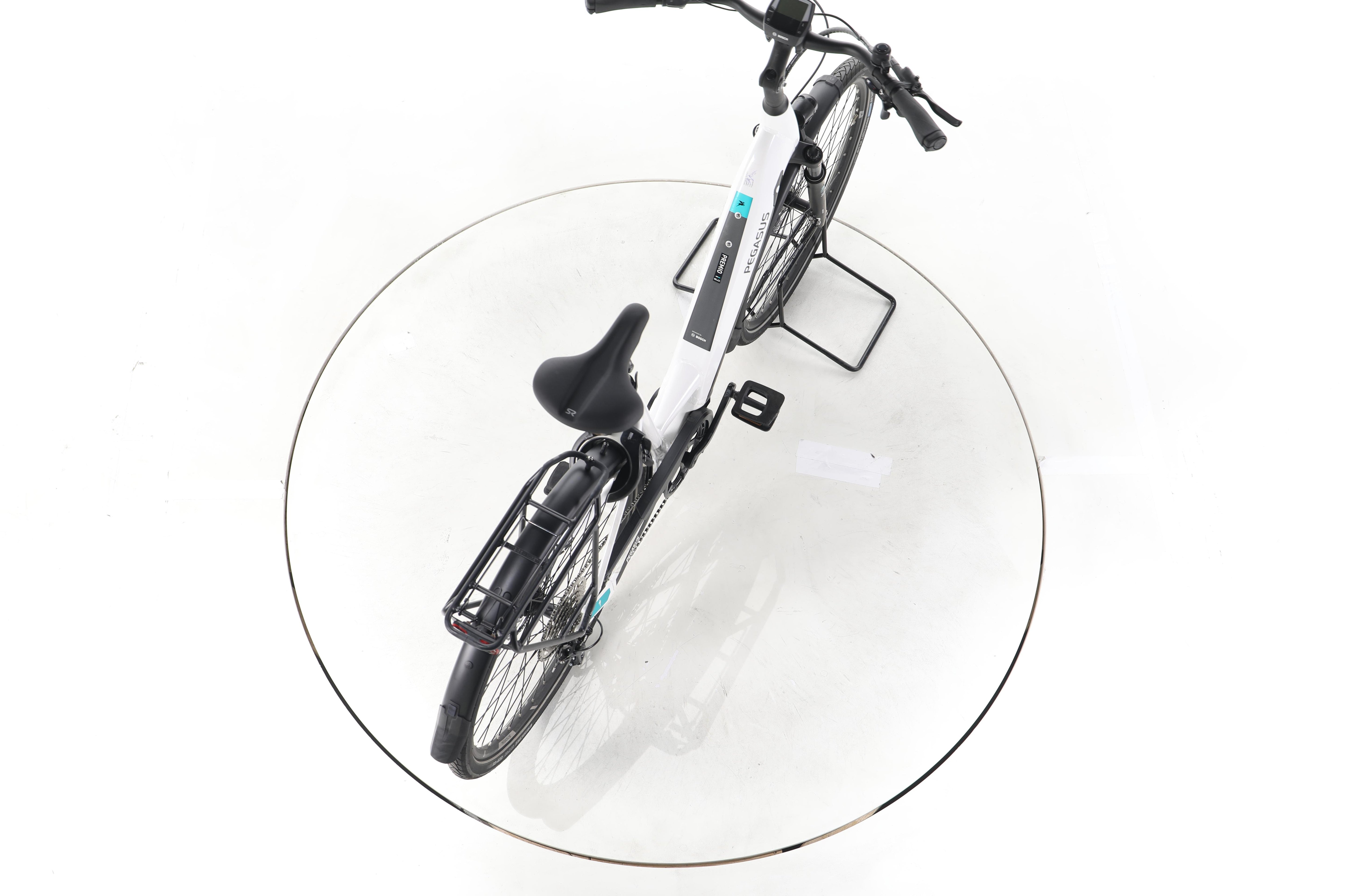 Pegasus Premio Evo 10 Lite Trekking E-Bike Tiefeinsteiger - Image 23