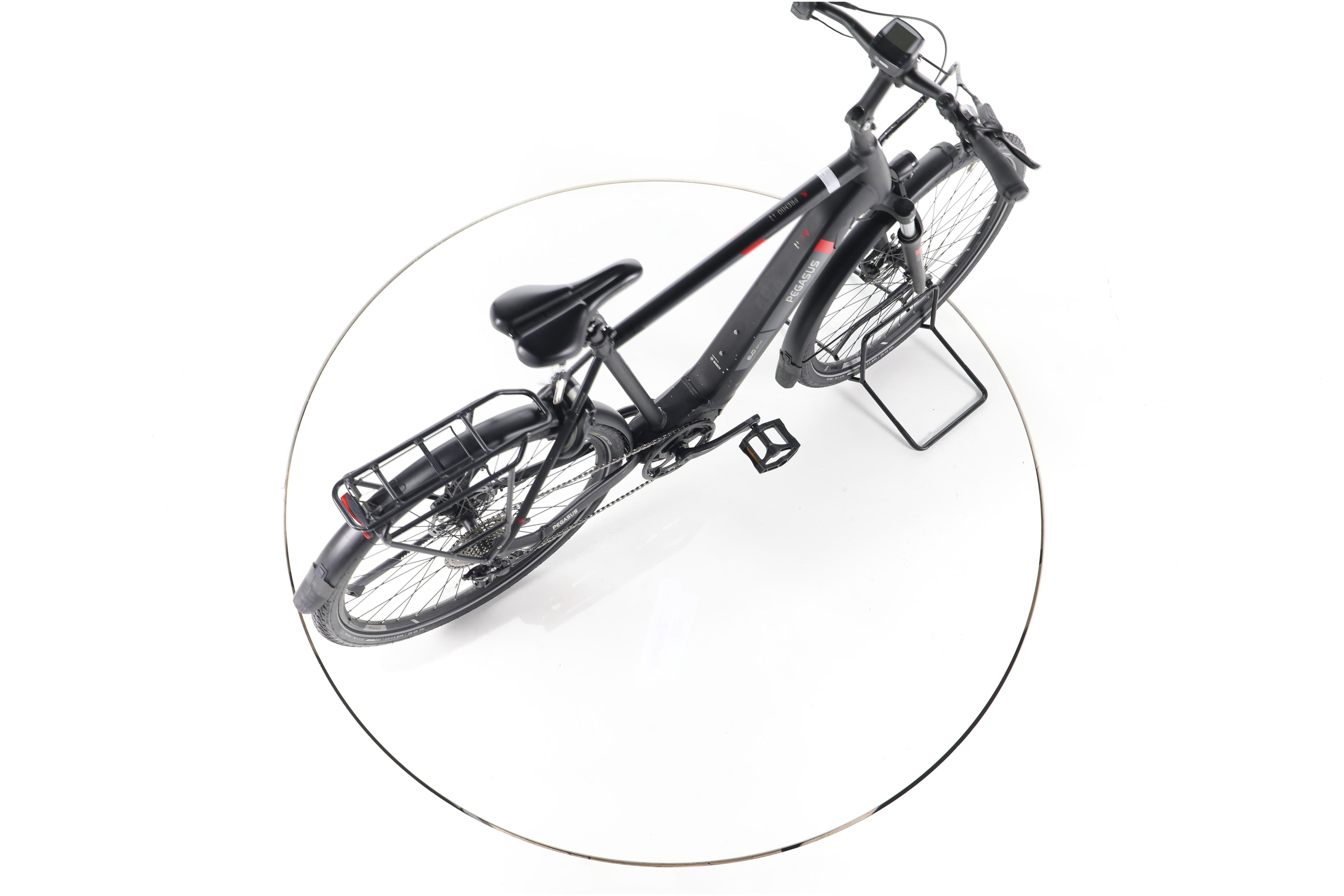Pegasus Premio Evo 10 Trekking E-Bike - Image 24