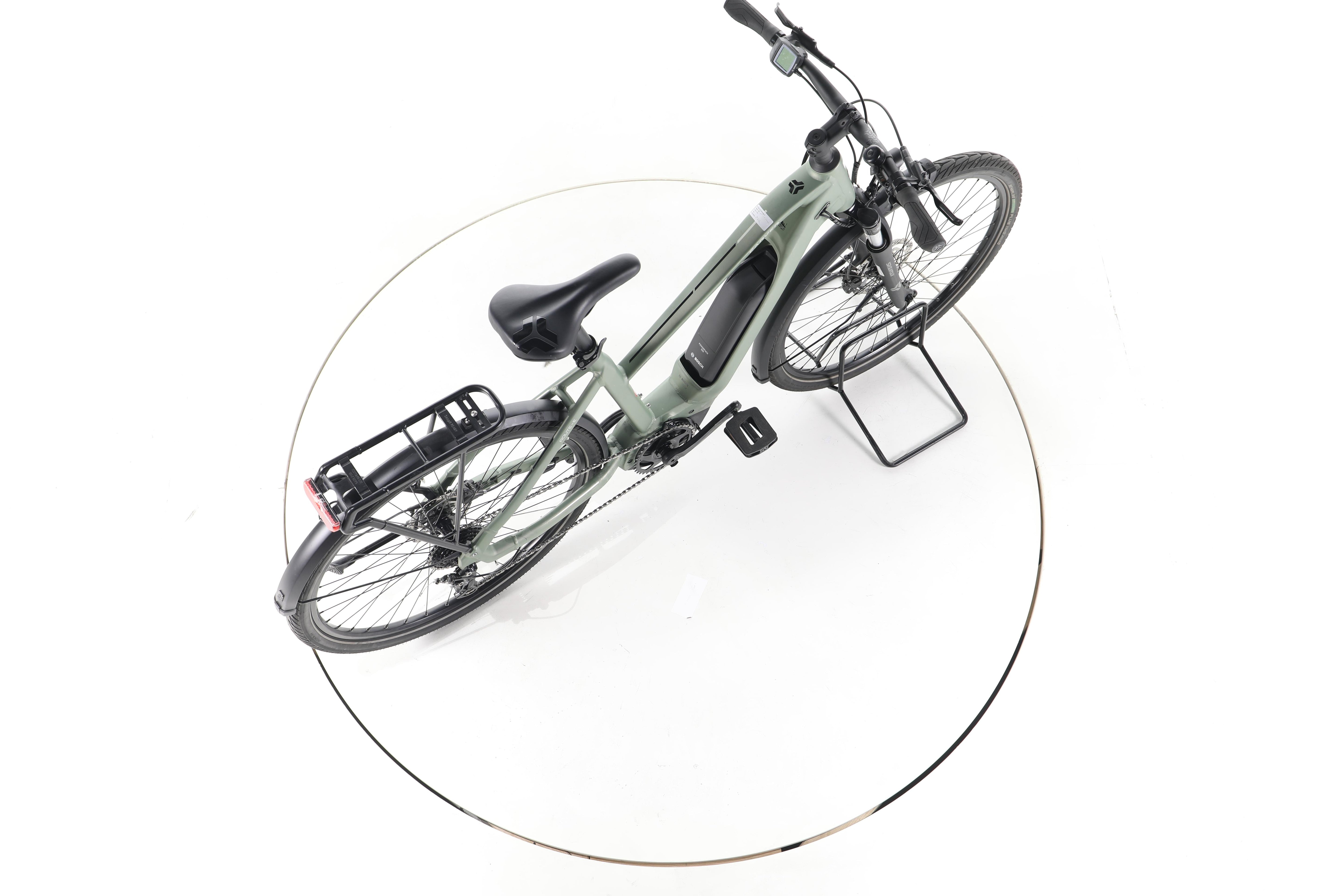 Carver Route E.410 Trekking E-Bike - Image 24