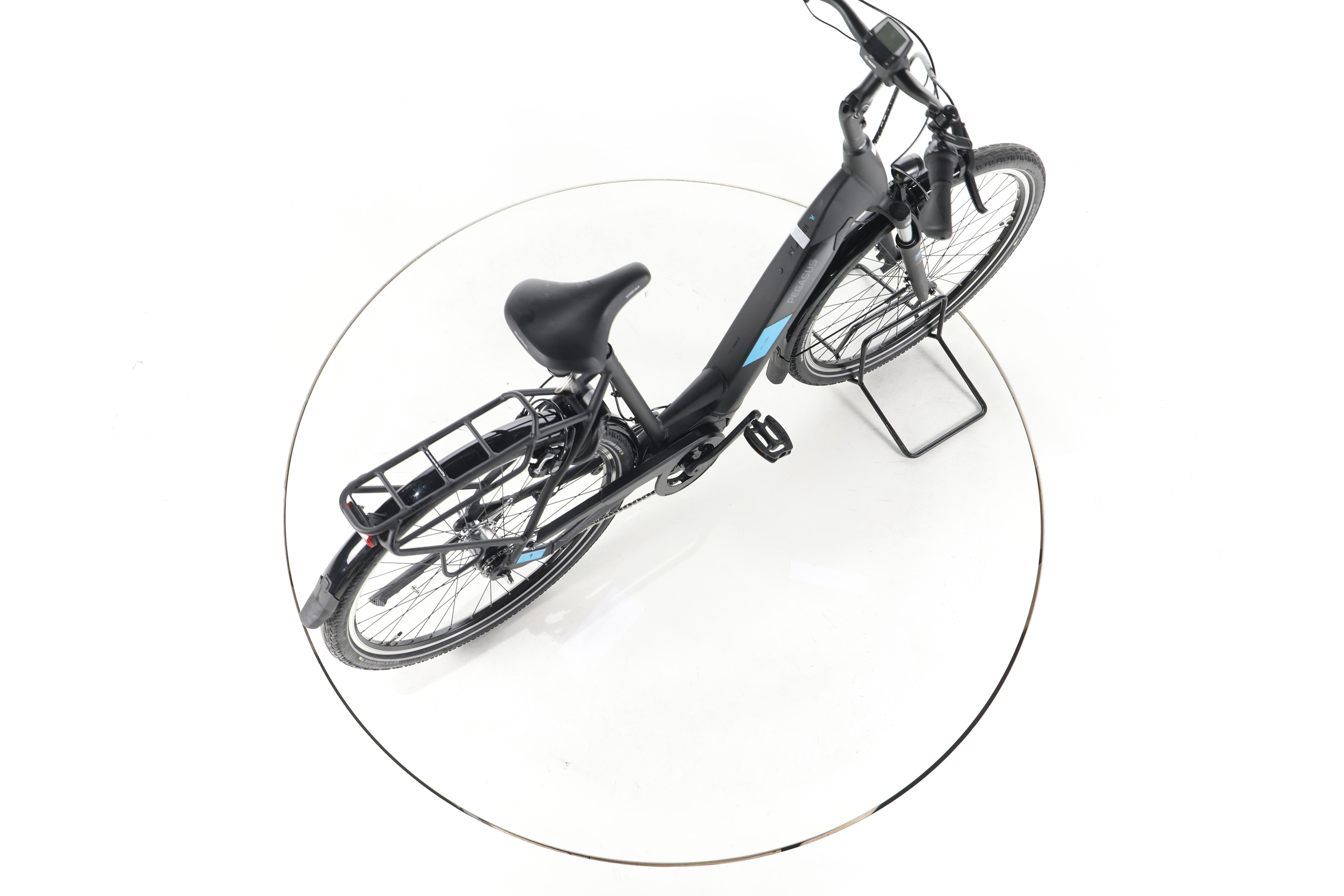 Pegasus Solero EVO 7R Plus Trekking E-Bike Tiefeinsteiger - Image 24