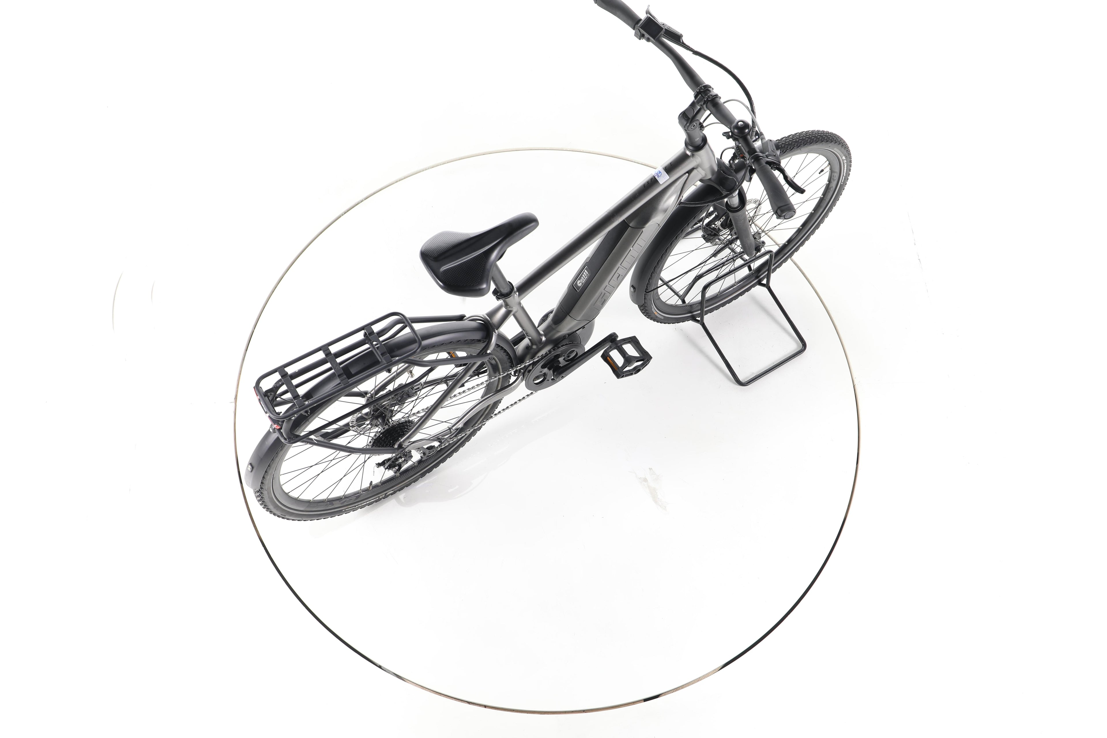 Giant Explore E+ 3 Trekking E-Bike - Image 24