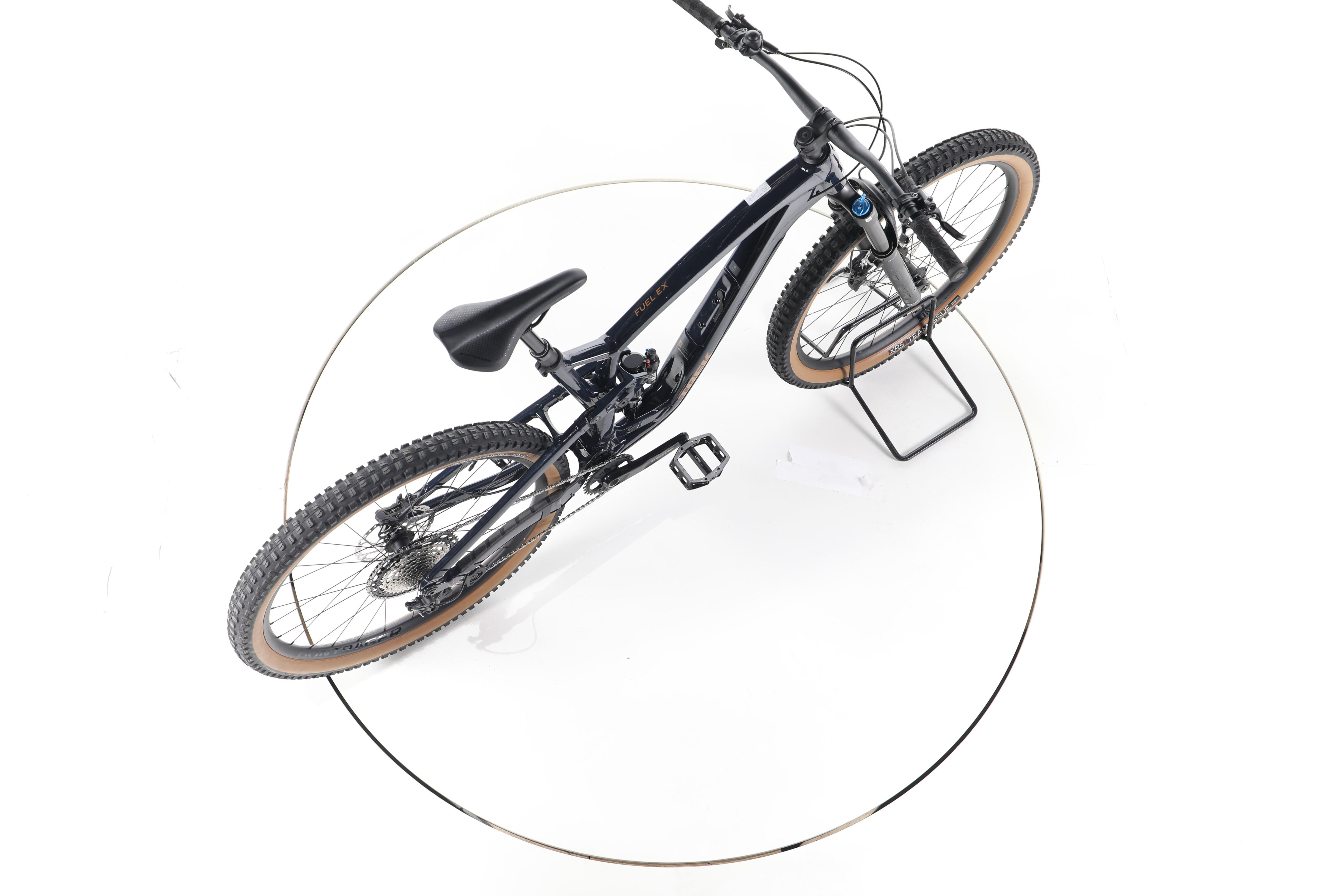 Trek Fuel EX 8 XT Gen 6 - Image 24