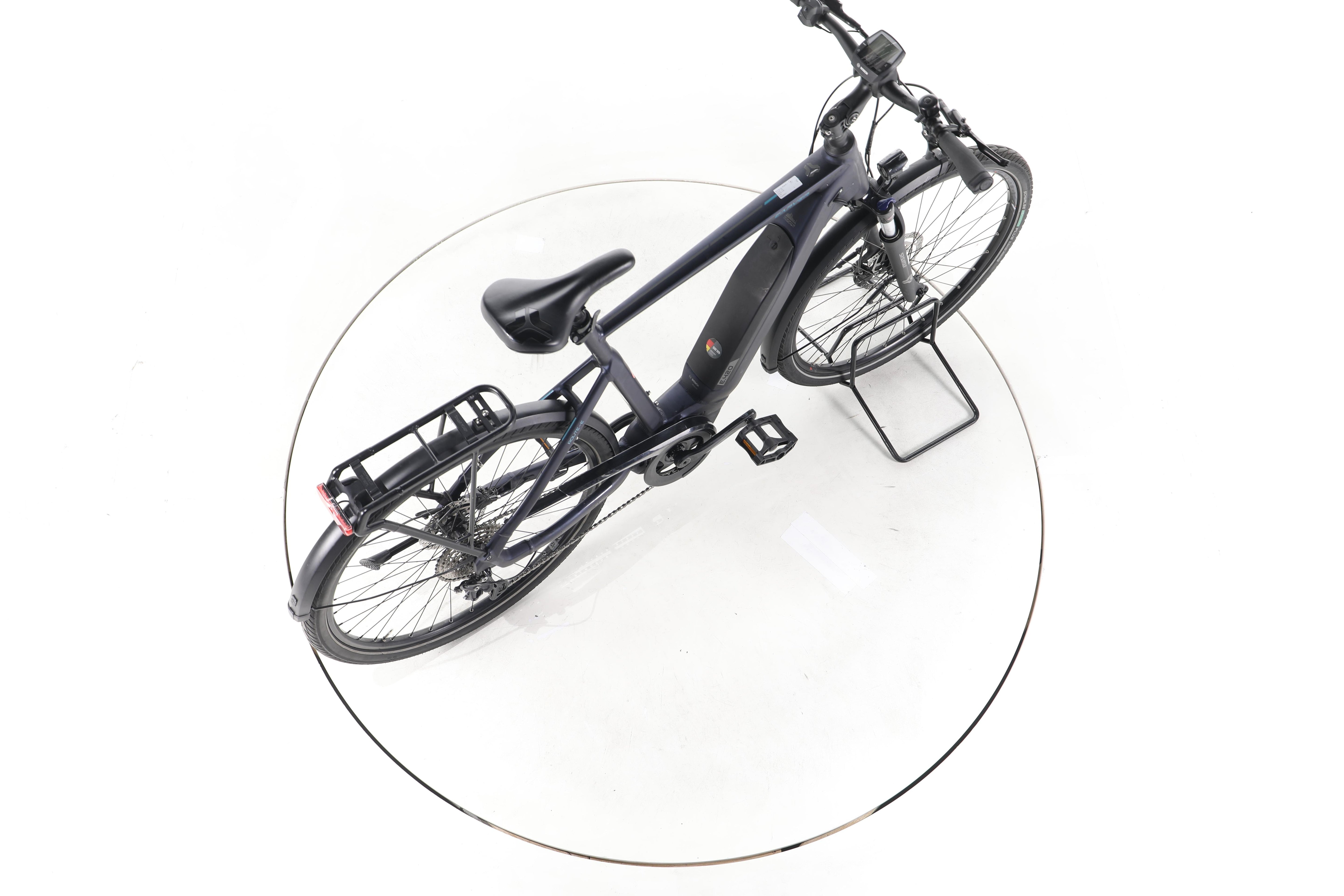 Carver Route E.420 Trekking E-Bike - Image 24