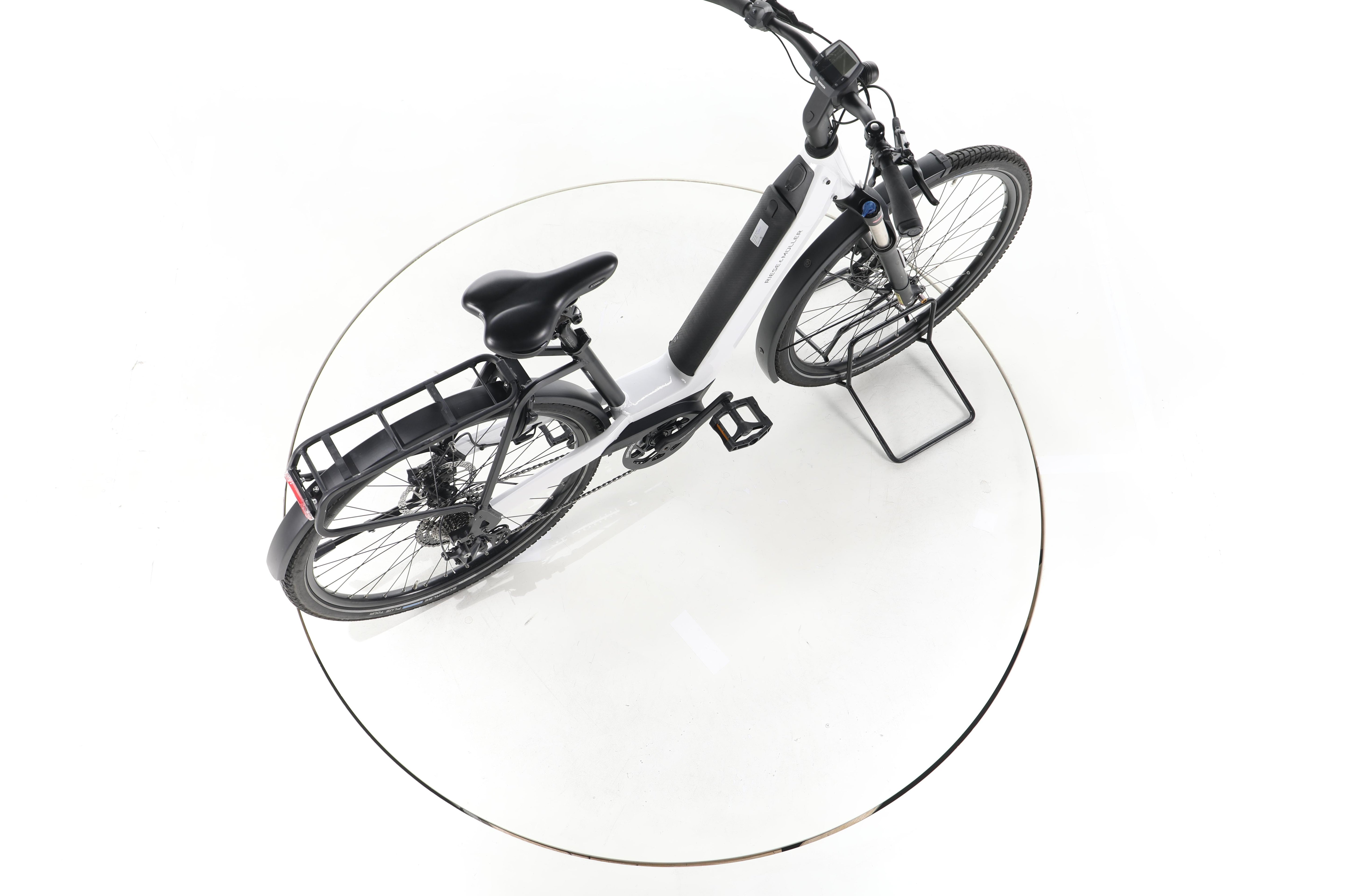 Riese & Müller Nevo touring Trekking E-Bike Tiefeinsteiger - Image 24
