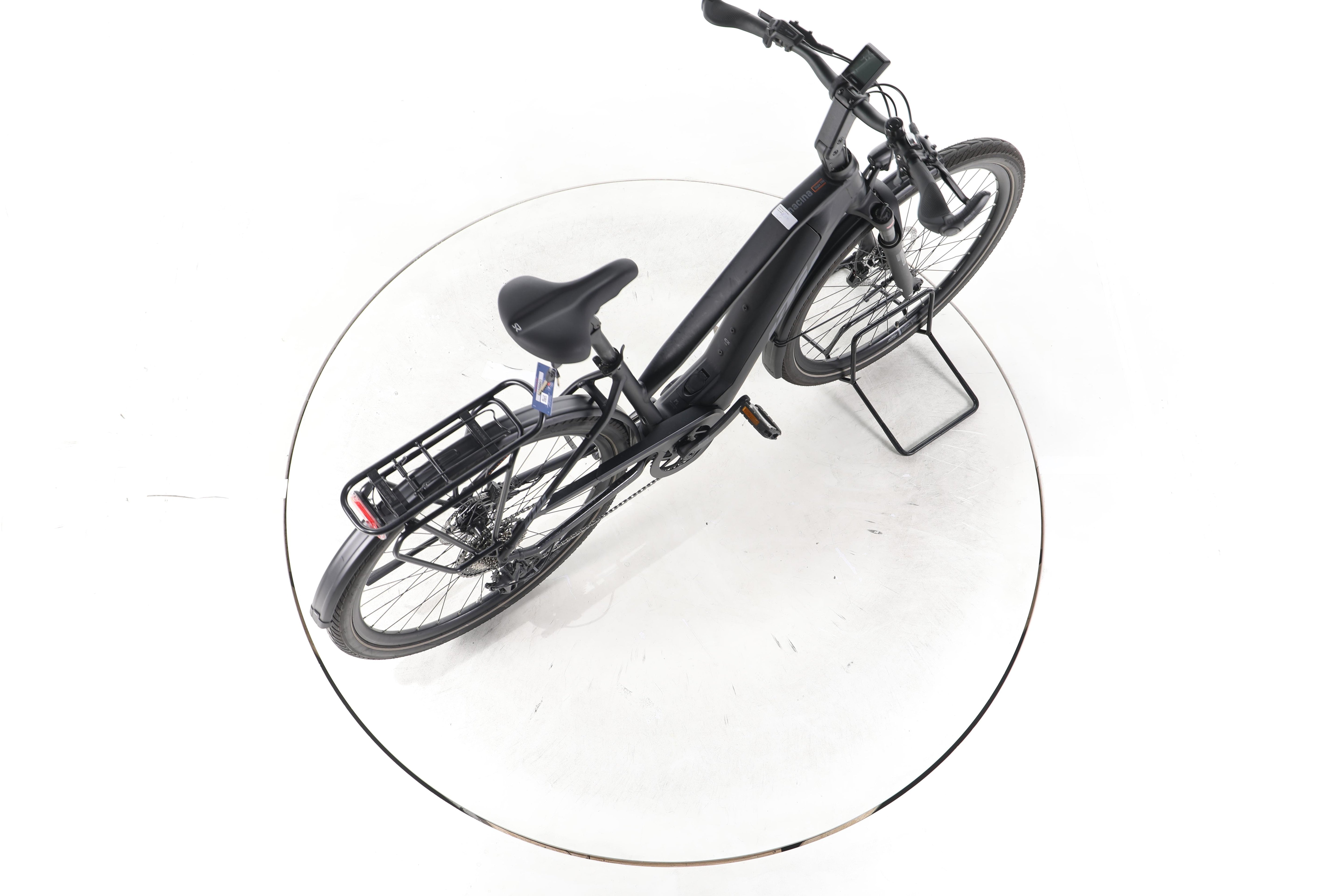 KTM Macina Style 730 Trekking E-Bike - Image 24