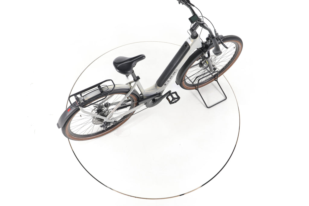 Cube Touring Hybrid Pro Trekking E-Bike Tiefeinsteiger 2024 - Image 24