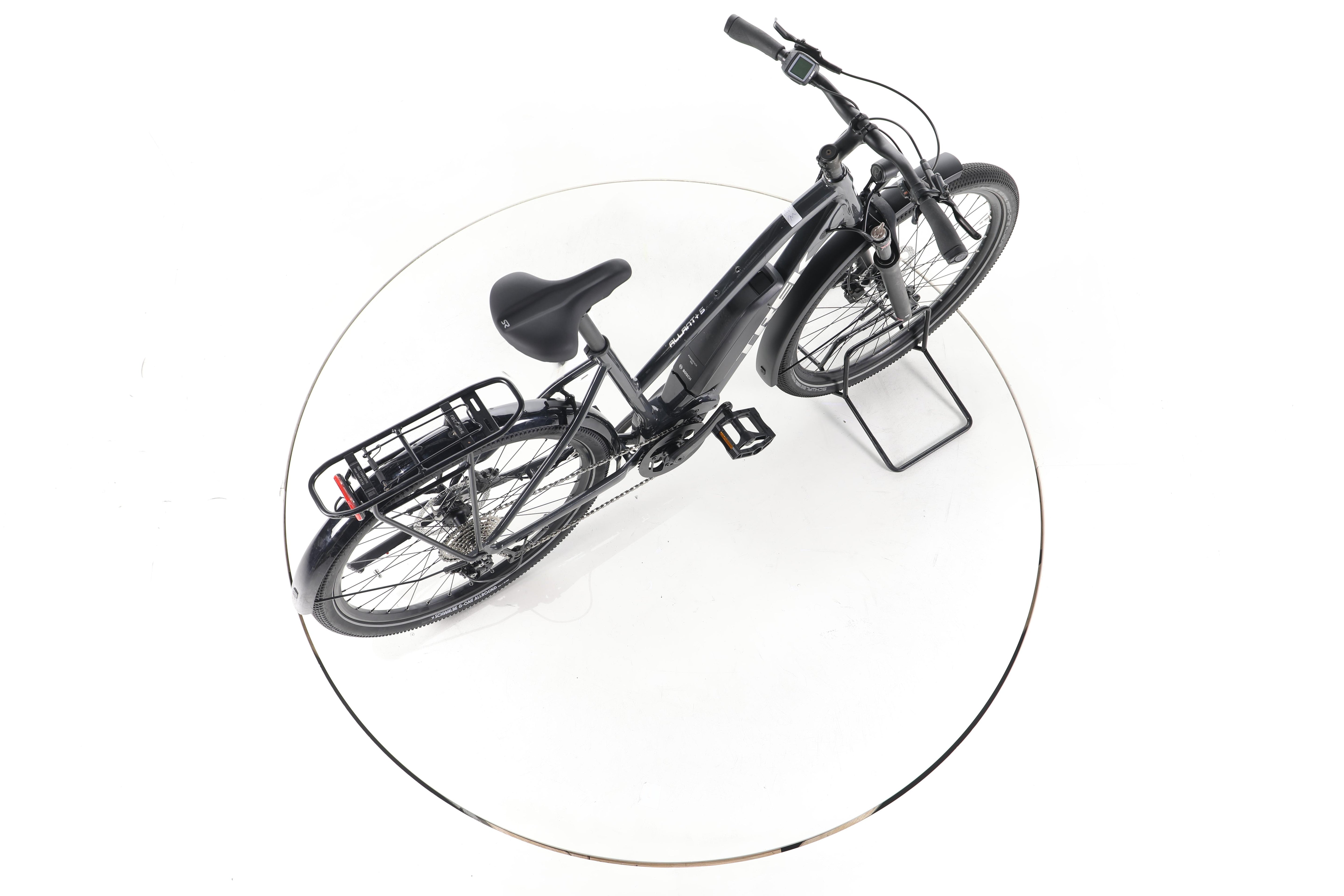 Trek Allant 5+ Trekking E-Bike - Image 24