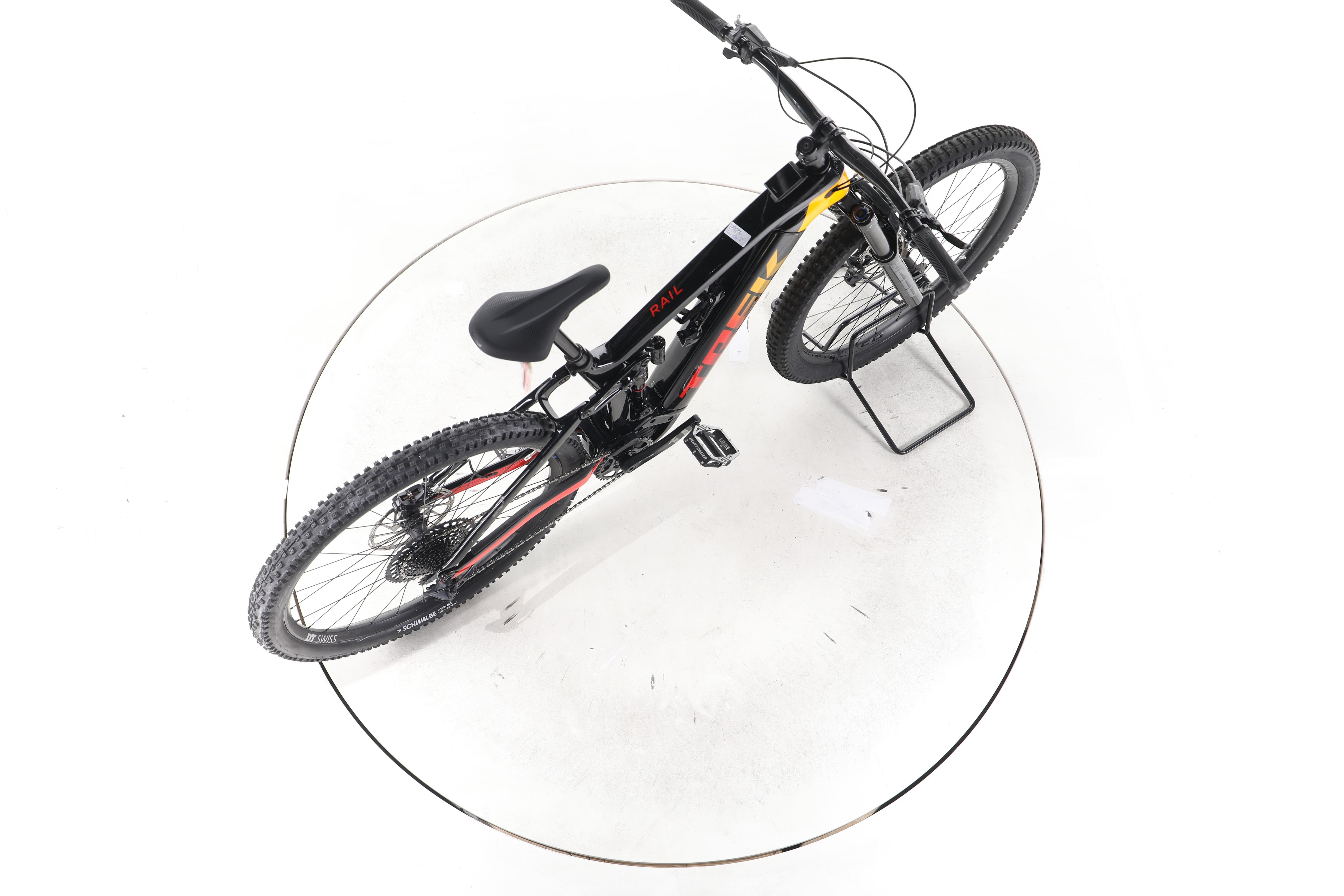 Trek Rail 9.8 GX E-Bike Fully - Image 24